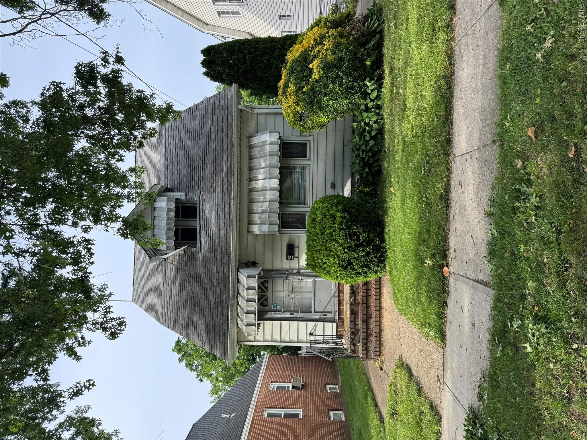 41 Stewart Street, Hempstead, NY, 3 Bedrooms Bedrooms, 6 Rooms Rooms,2 BathroomsBathrooms,Residential,For Rent,Stewart,0,1008566 41 Stewart Street, Hempstead, NY, 3 Bedrooms Bedrooms, 6 Rooms Rooms,2 BathroomsBathrooms,Residential,For Rent,Stewart,0,1008566