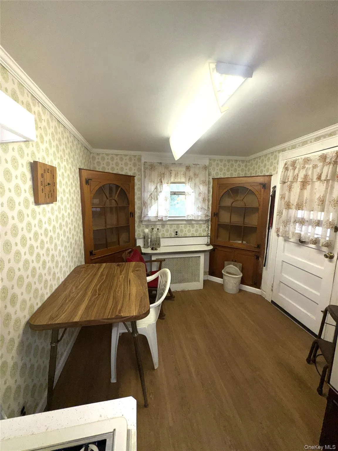 41 Stewart Street, Hempstead, NY, 3 Bedrooms Bedrooms, 6 Rooms Rooms,2 BathroomsBathrooms,Residential,For Rent,Stewart,0,1008566 41 Stewart Street, Hempstead, NY, 3 Bedrooms Bedrooms, 6 Rooms Rooms,2 BathroomsBathrooms,Residential,For Rent,Stewart,0,1008566