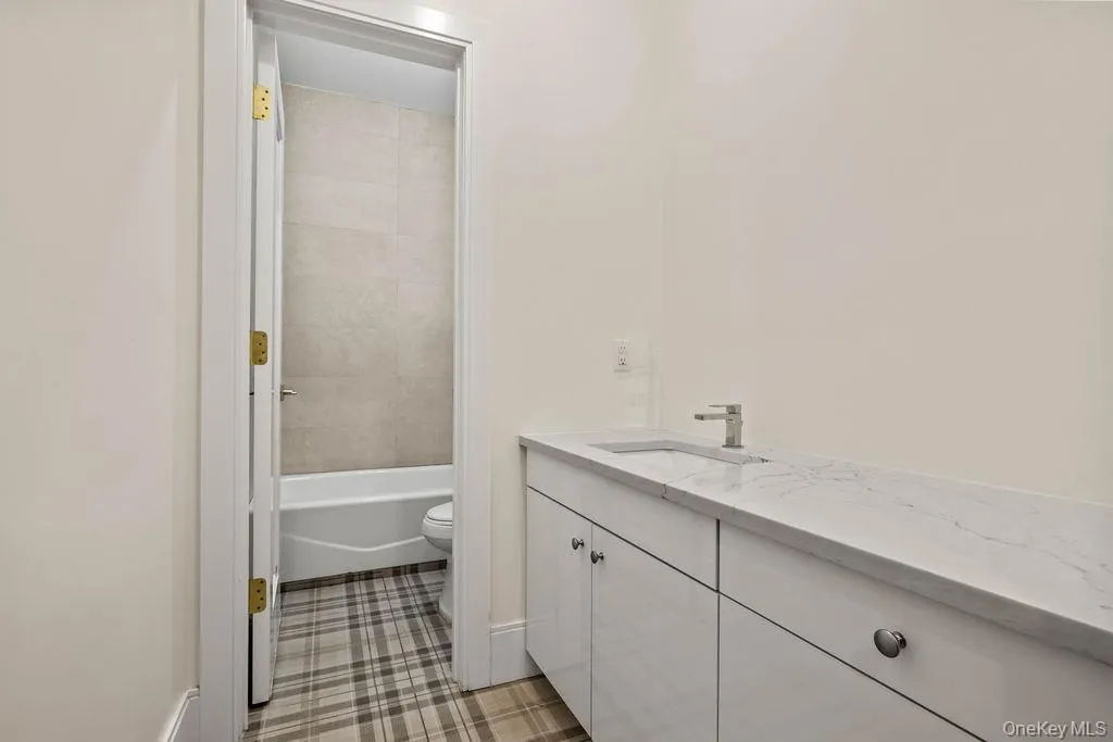 4103 Corner Street, Ramapo, NY, 4 Bedrooms Bedrooms, 7 Rooms Rooms,3 BathroomsBathrooms,Residential,For Rent,Corner,0,1008572 4103 Corner Street, Ramapo, NY, 4 Bedrooms Bedrooms, 7 Rooms Rooms,3 BathroomsBathrooms,Residential,For Rent,Corner,0,1008572