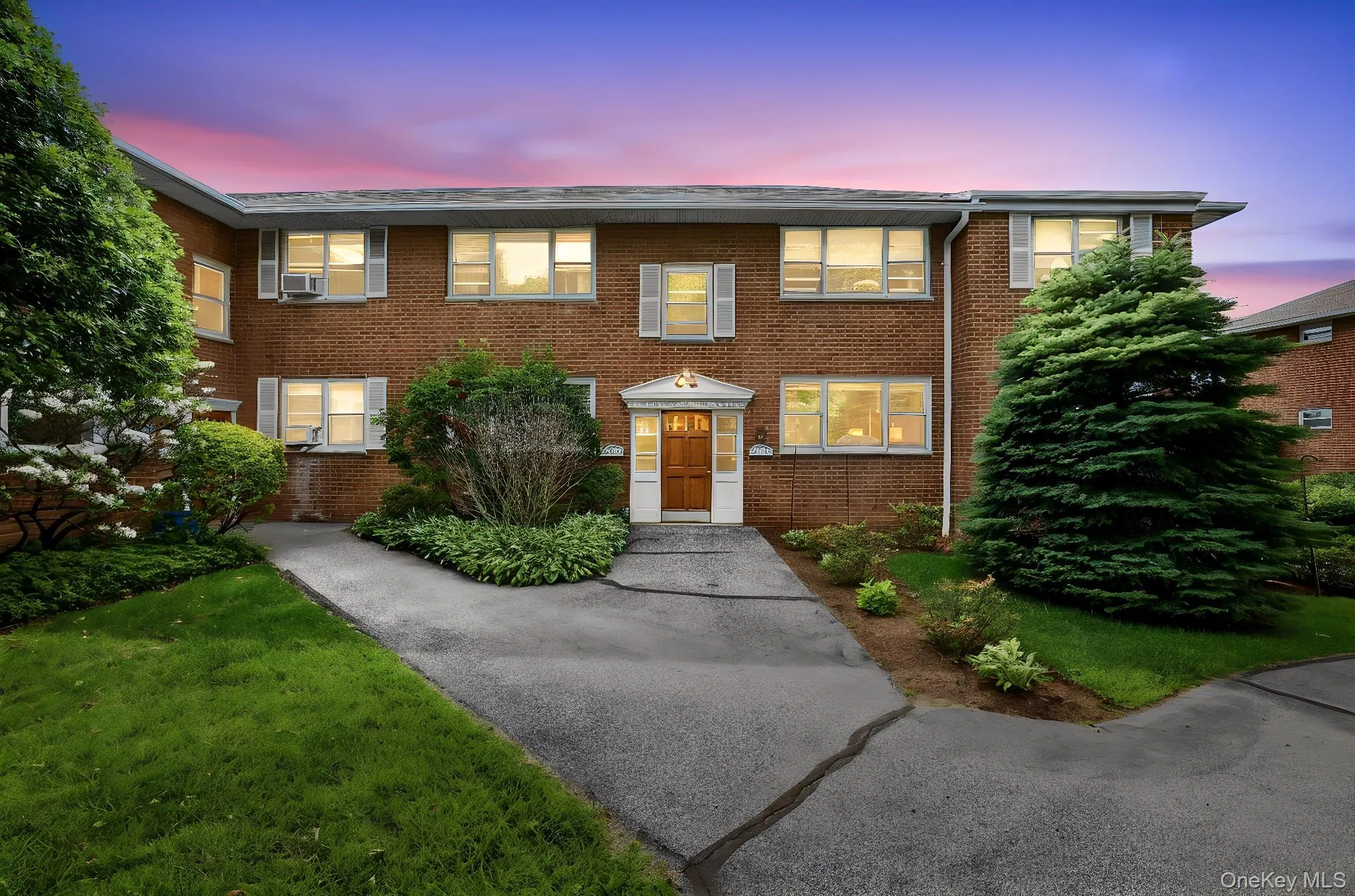121 North Broadway, White Plains, NY, 2 Bedrooms Bedrooms, 5 Rooms Rooms,1 BathroomBathrooms,Residential,For Rent,North Broadway,0,1008576 121 North Broadway, White Plains, NY, 2 Bedrooms Bedrooms, 5 Rooms Rooms,1 BathroomBathrooms,Residential,For Rent,North Broadway,0,1008576