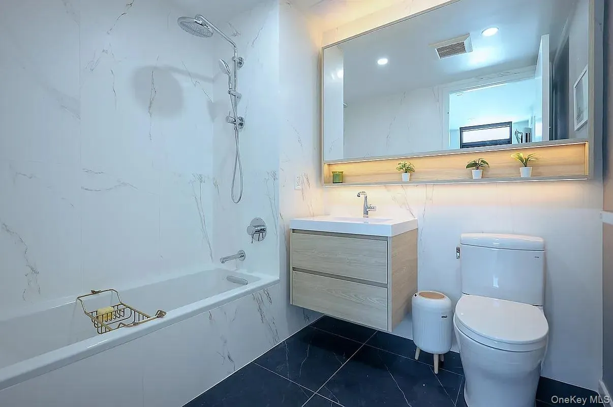 40-22 61st Street, New York, NY, 2 Bedrooms Bedrooms, 5 Rooms Rooms,2 BathroomsBathrooms,Residential,For Rent,61st,0,1008578 40-22 61st Street, New York, NY, 2 Bedrooms Bedrooms, 5 Rooms Rooms,2 BathroomsBathrooms,Residential,For Rent,61st,0,1008578