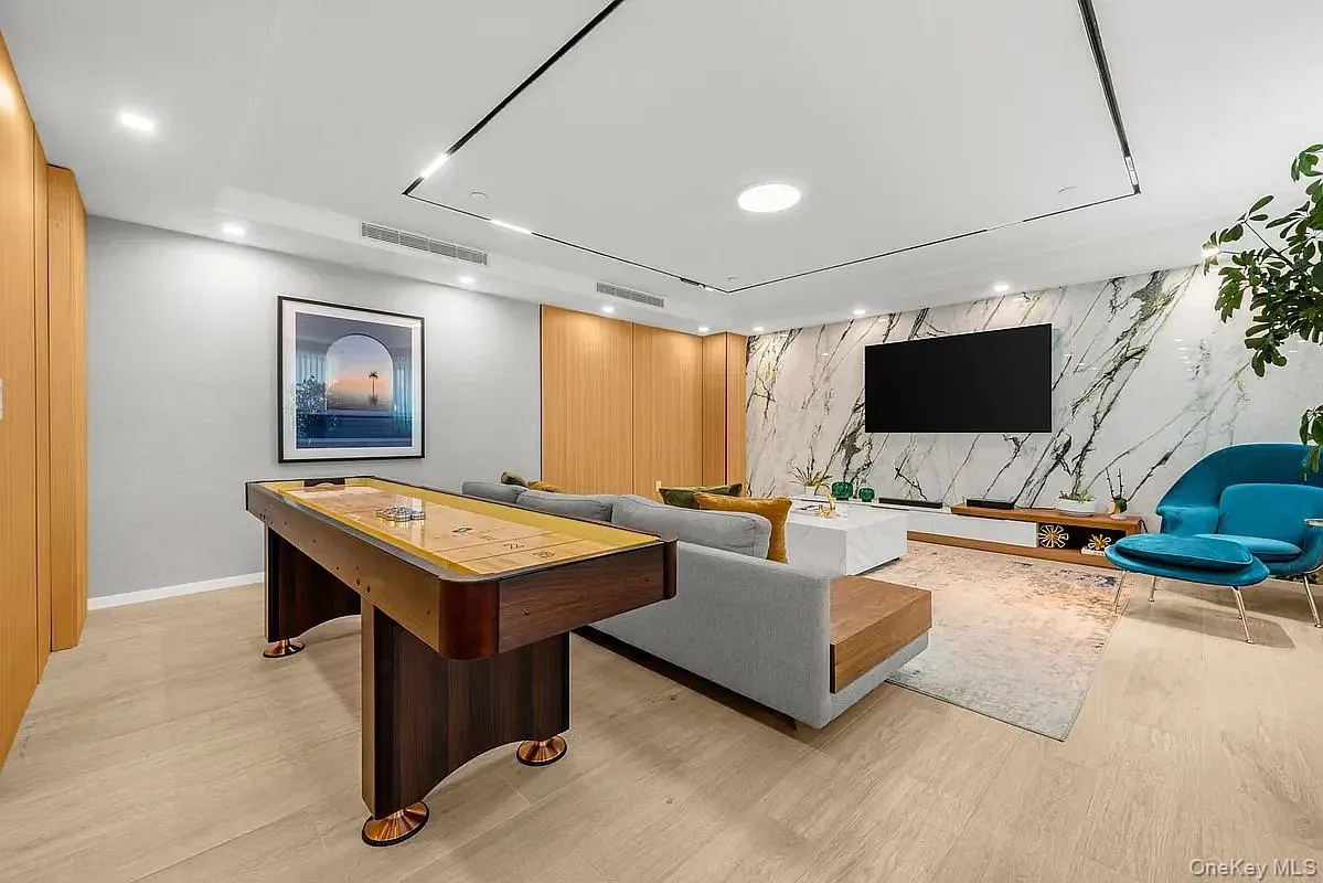 40-22 61st Street, New York, NY, 2 Bedrooms Bedrooms, 5 Rooms Rooms,2 BathroomsBathrooms,Residential,For Rent,61st,0,1008578 40-22 61st Street, New York, NY, 2 Bedrooms Bedrooms, 5 Rooms Rooms,2 BathroomsBathrooms,Residential,For Rent,61st,0,1008578