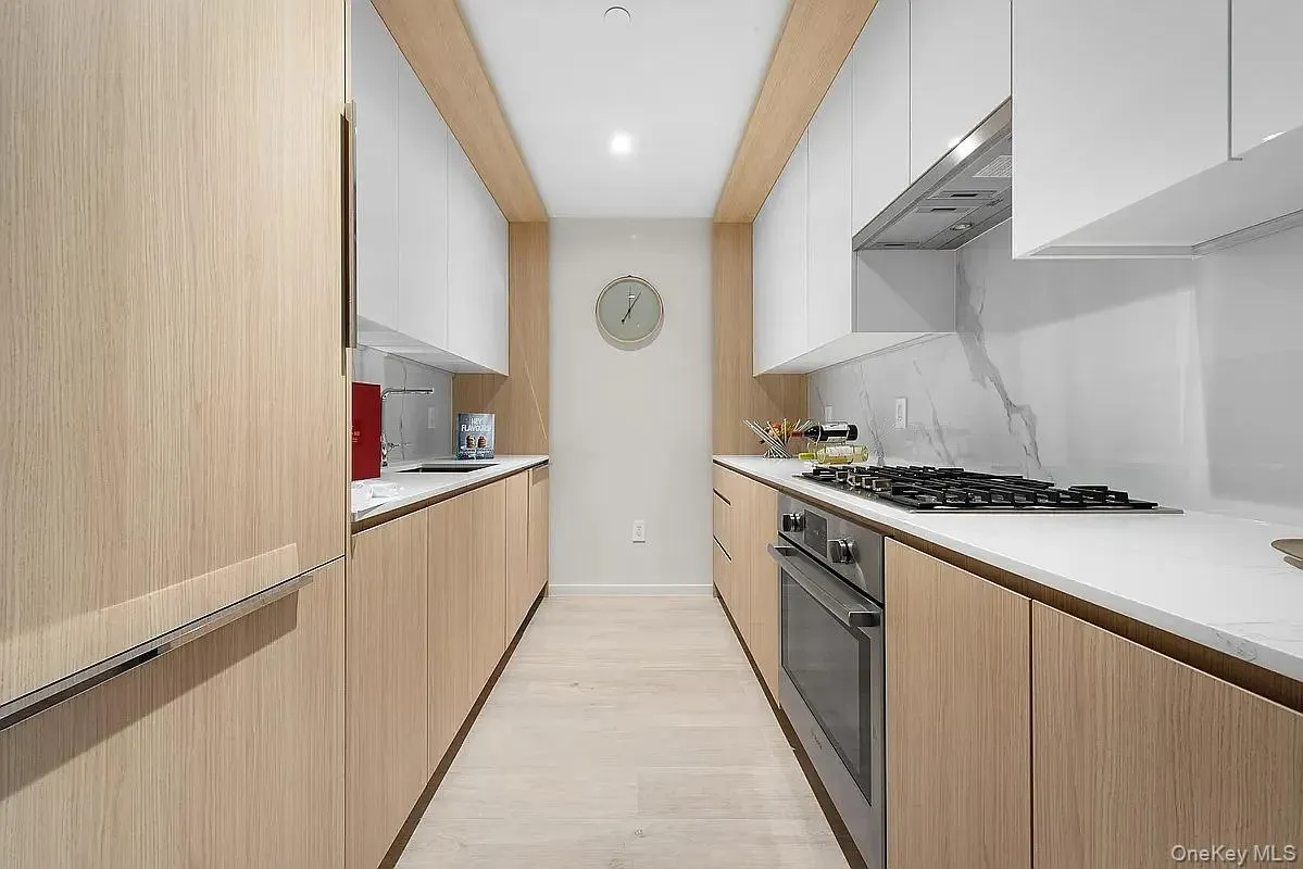 40-22 61st Street, New York, NY, 2 Bedrooms Bedrooms, 5 Rooms Rooms,2 BathroomsBathrooms,Residential,For Rent,61st,0,1008578 40-22 61st Street, New York, NY, 2 Bedrooms Bedrooms, 5 Rooms Rooms,2 BathroomsBathrooms,Residential,For Rent,61st,0,1008578