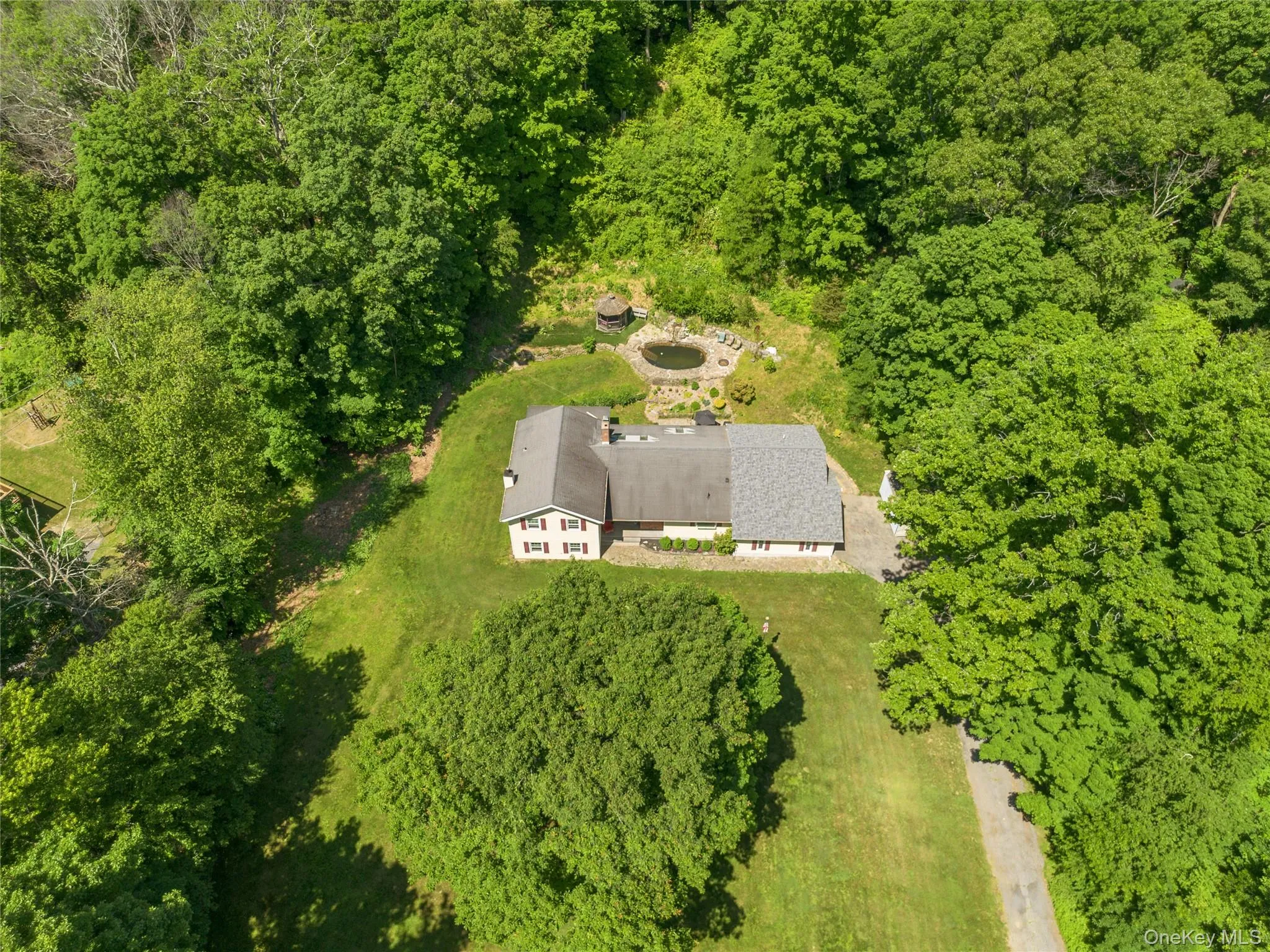21 Straub Drive, La Grange, NY, 4 Bedrooms Bedrooms, 8 Rooms Rooms,3 BathroomsBathrooms,Residential,For Rent,Straub,0,1008581 21 Straub Drive, La Grange, NY, 4 Bedrooms Bedrooms, 8 Rooms Rooms,3 BathroomsBathrooms,Residential,For Rent,Straub,0,1008581