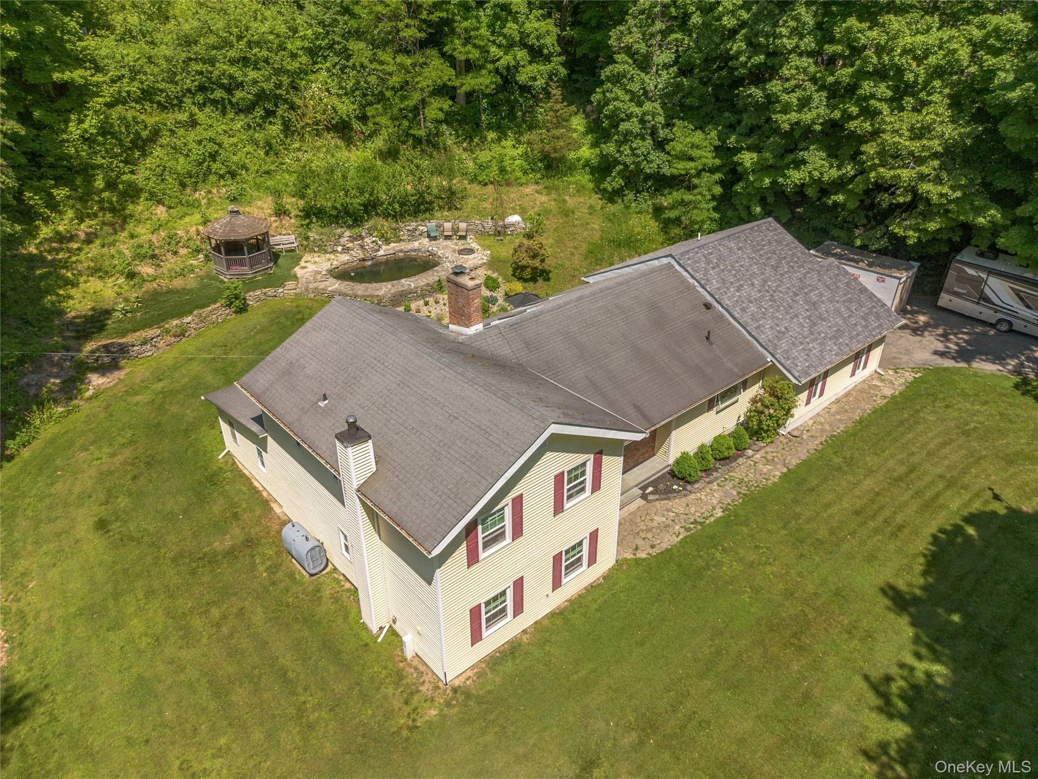 21 Straub Drive, La Grange, NY, 4 Bedrooms Bedrooms, 8 Rooms Rooms,3 BathroomsBathrooms,Residential,For Rent,Straub,0,1008581 21 Straub Drive, La Grange, NY, 4 Bedrooms Bedrooms, 8 Rooms Rooms,3 BathroomsBathrooms,Residential,For Rent,Straub,0,1008581