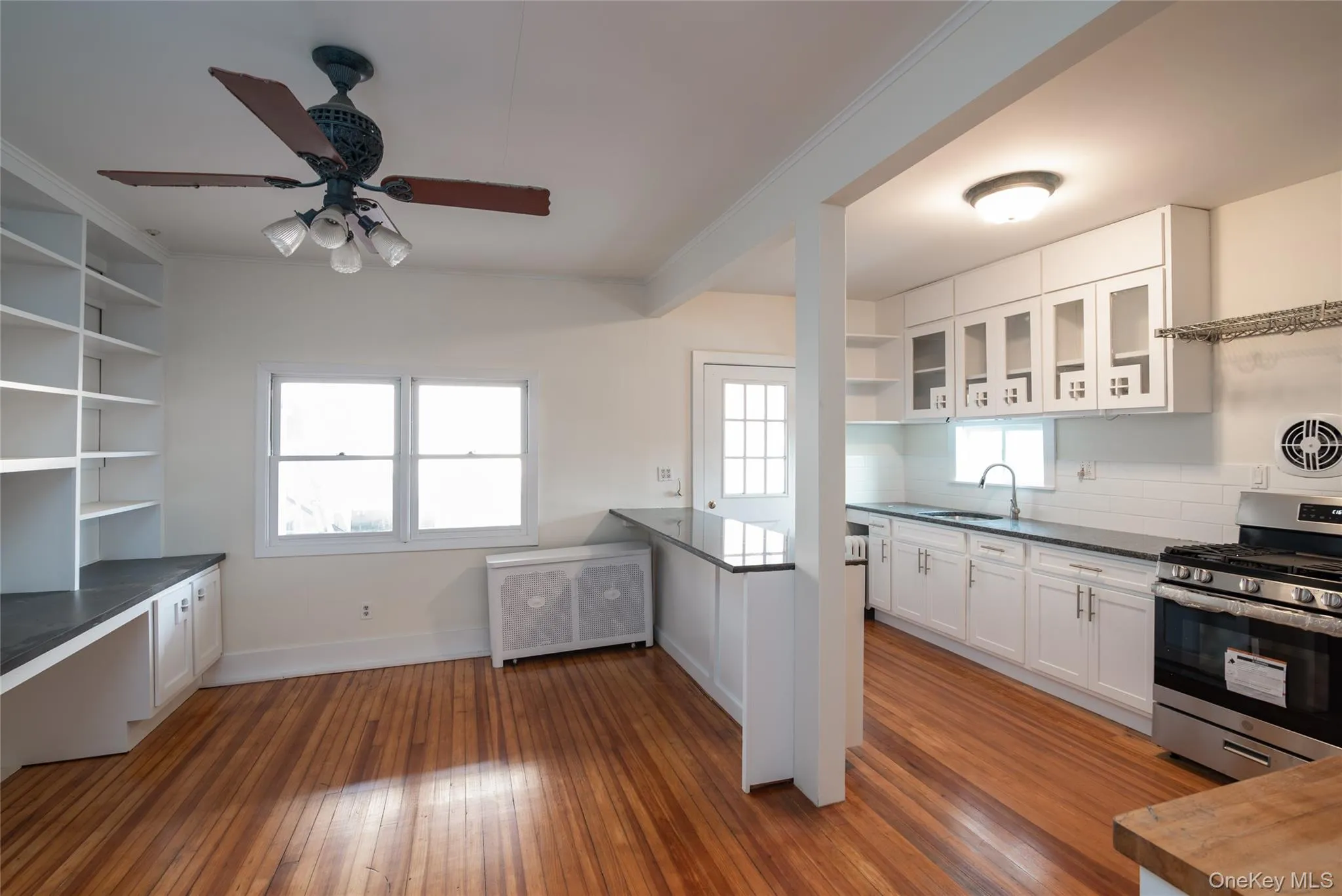 66 Main Street, Orangetown, NY, 3 Bedrooms Bedrooms, 5 Rooms Rooms,1 BathroomBathrooms,Residential Lease,For Rent,Main,0,1008582 66 Main Street, Orangetown, NY, 3 Bedrooms Bedrooms, 5 Rooms Rooms,1 BathroomBathrooms,Residential Lease,For Rent,Main,0,1008582