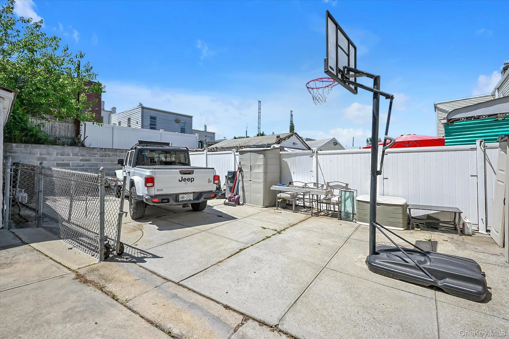 5286 73rd Street, New York, NY, 3 Bedrooms Bedrooms, 7 Rooms Rooms,2 BathroomsBathrooms,Residential,For Rent,73rd,0,1008588 5286 73rd Street, New York, NY, 3 Bedrooms Bedrooms, 7 Rooms Rooms,2 BathroomsBathrooms,Residential,For Rent,73rd,0,1008588