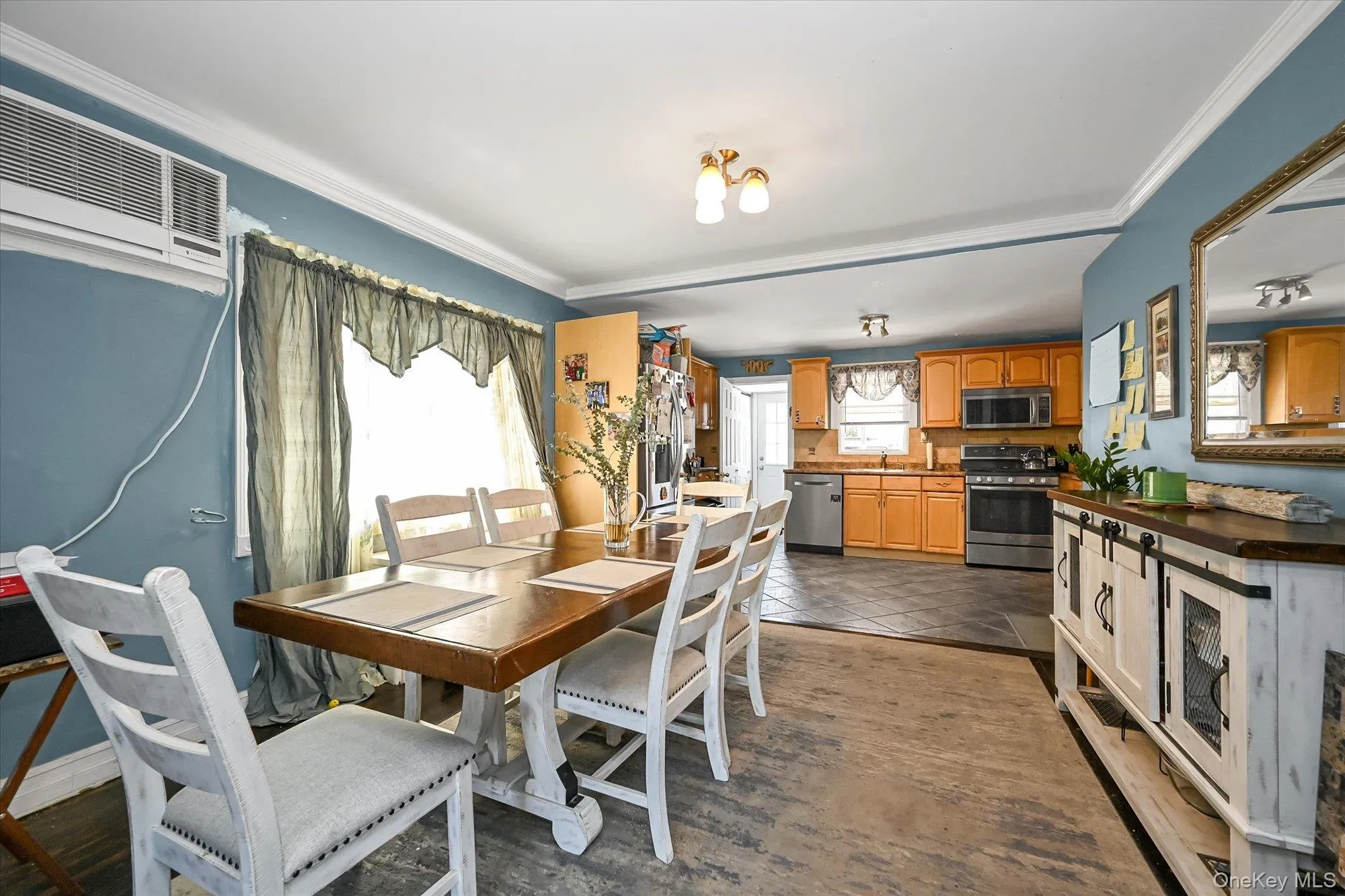 5286 73rd Street, New York, NY, 3 Bedrooms Bedrooms, 7 Rooms Rooms,2 BathroomsBathrooms,Residential,For Rent,73rd,0,1008588 5286 73rd Street, New York, NY, 3 Bedrooms Bedrooms, 7 Rooms Rooms,2 BathroomsBathrooms,Residential,For Rent,73rd,0,1008588