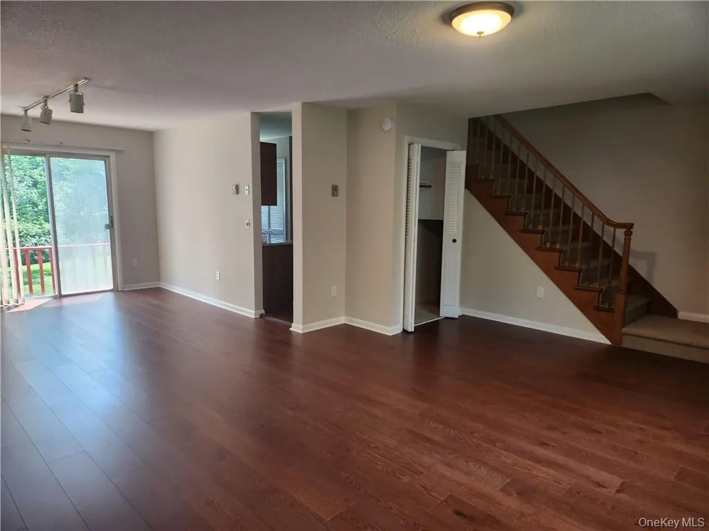 2 Elmhurst Avenue, Newburgh (town), NY, 2 Bedrooms Bedrooms, 5 Rooms Rooms,1 BathroomBathrooms,Residential Lease,For Rent,Elmhurst,0,1008596 2 Elmhurst Avenue, Newburgh (town), NY, 2 Bedrooms Bedrooms, 5 Rooms Rooms,1 BathroomBathrooms,Residential Lease,For Rent,Elmhurst,0,1008596