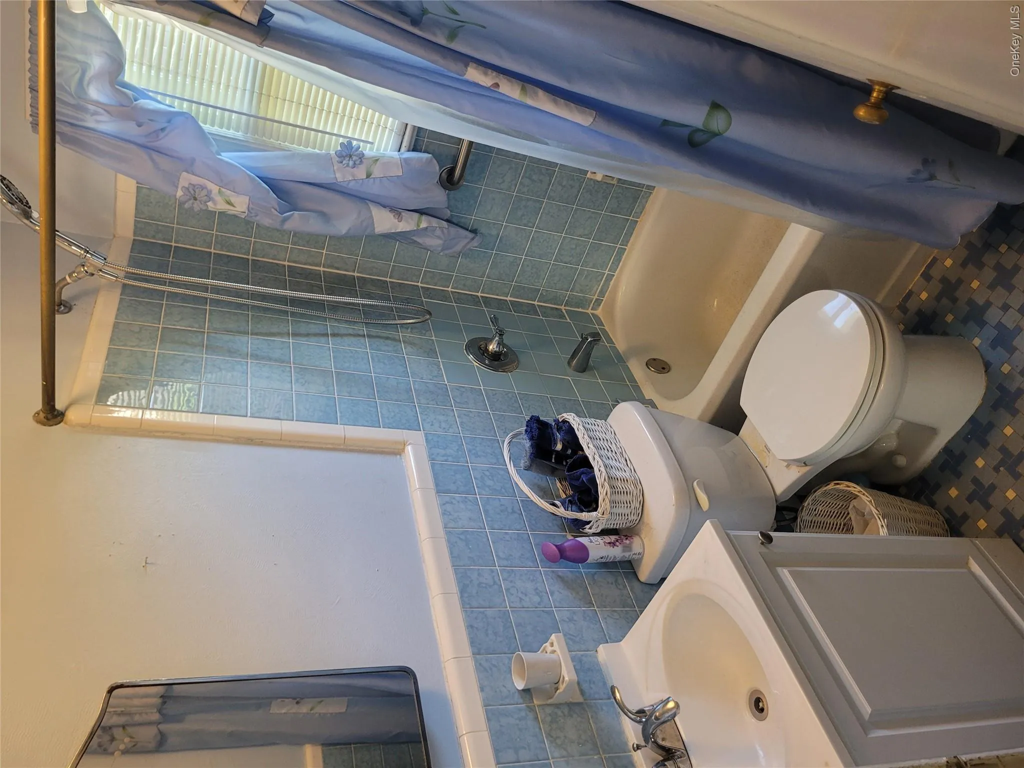 41 Nassau Boulevard, Hempstead, NY, 5 Bedrooms Bedrooms, 10 Rooms Rooms,3 BathroomsBathrooms,Residential,For Rent,Nassau,0,1008598 41 Nassau Boulevard, Hempstead, NY, 5 Bedrooms Bedrooms, 10 Rooms Rooms,3 BathroomsBathrooms,Residential,For Rent,Nassau,0,1008598