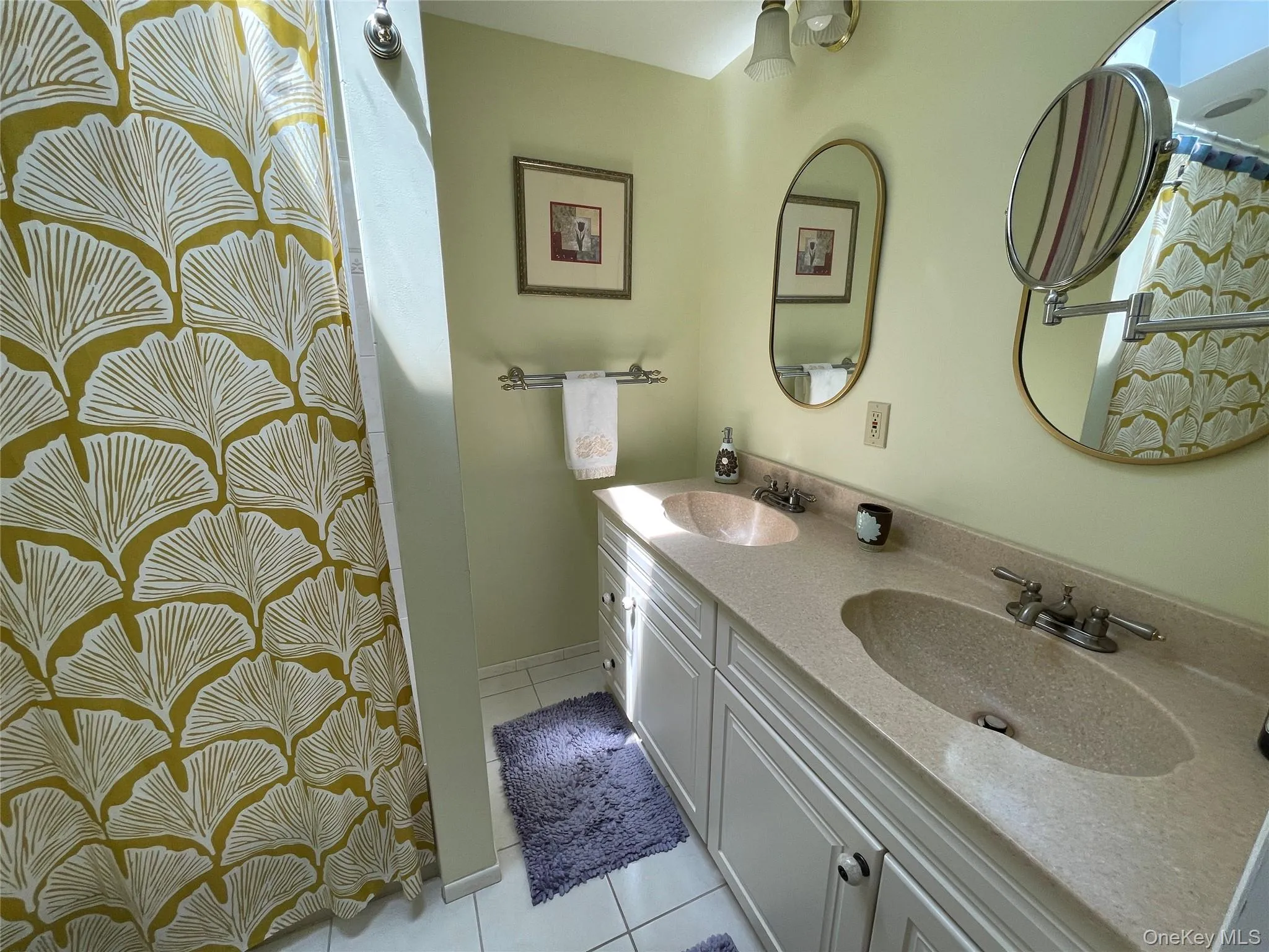 His and hers sinks His and hers sinks