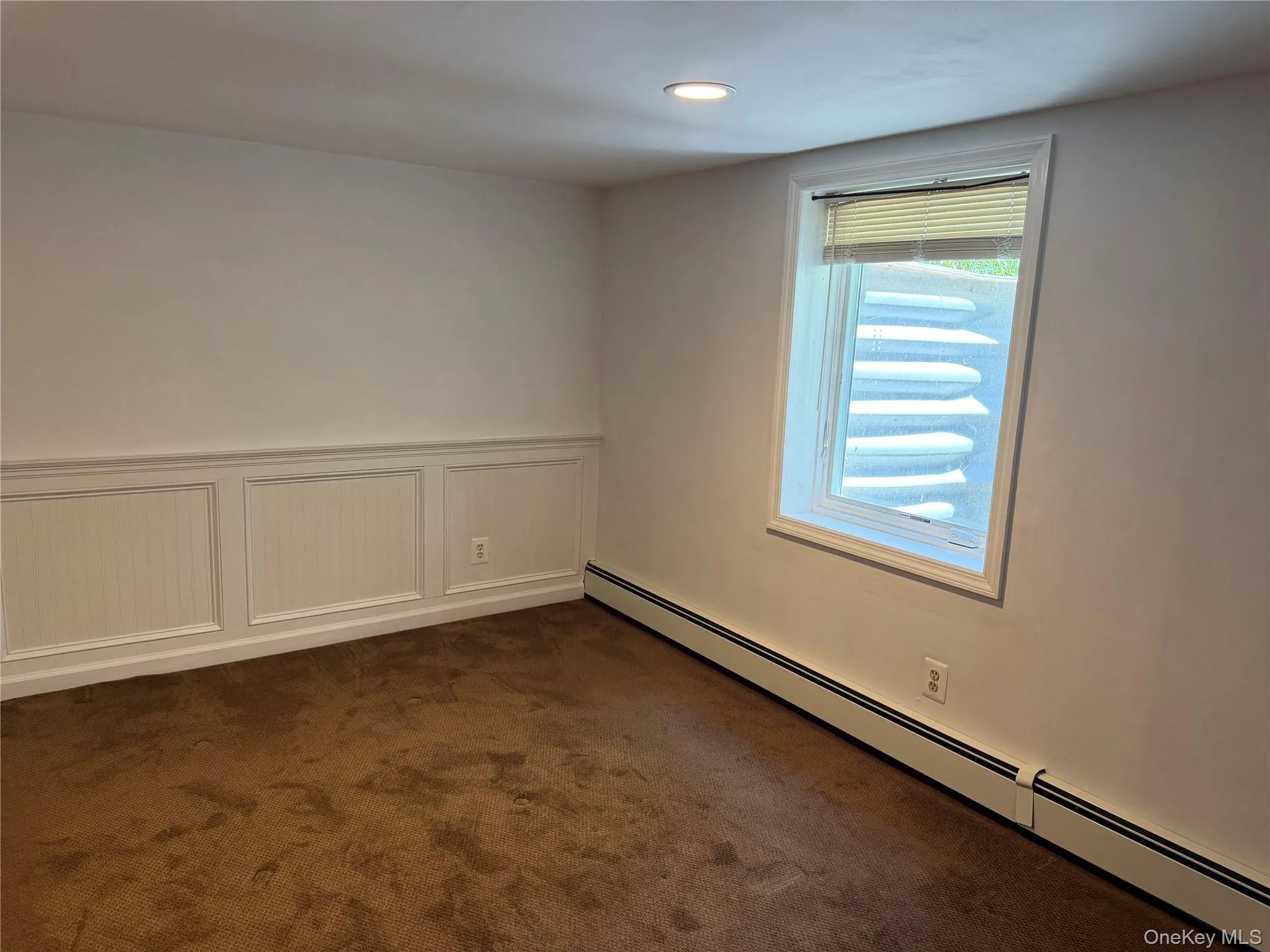 19 Laurel St, Brookhaven, NY, 1 Bedroom Bedrooms, 3 Rooms Rooms,1 BathroomBathrooms,Residential Lease,For Rent,Laurel St,0,1008604 19 Laurel St, Brookhaven, NY, 1 Bedroom Bedrooms, 3 Rooms Rooms,1 BathroomBathrooms,Residential Lease,For Rent,Laurel St,0,1008604