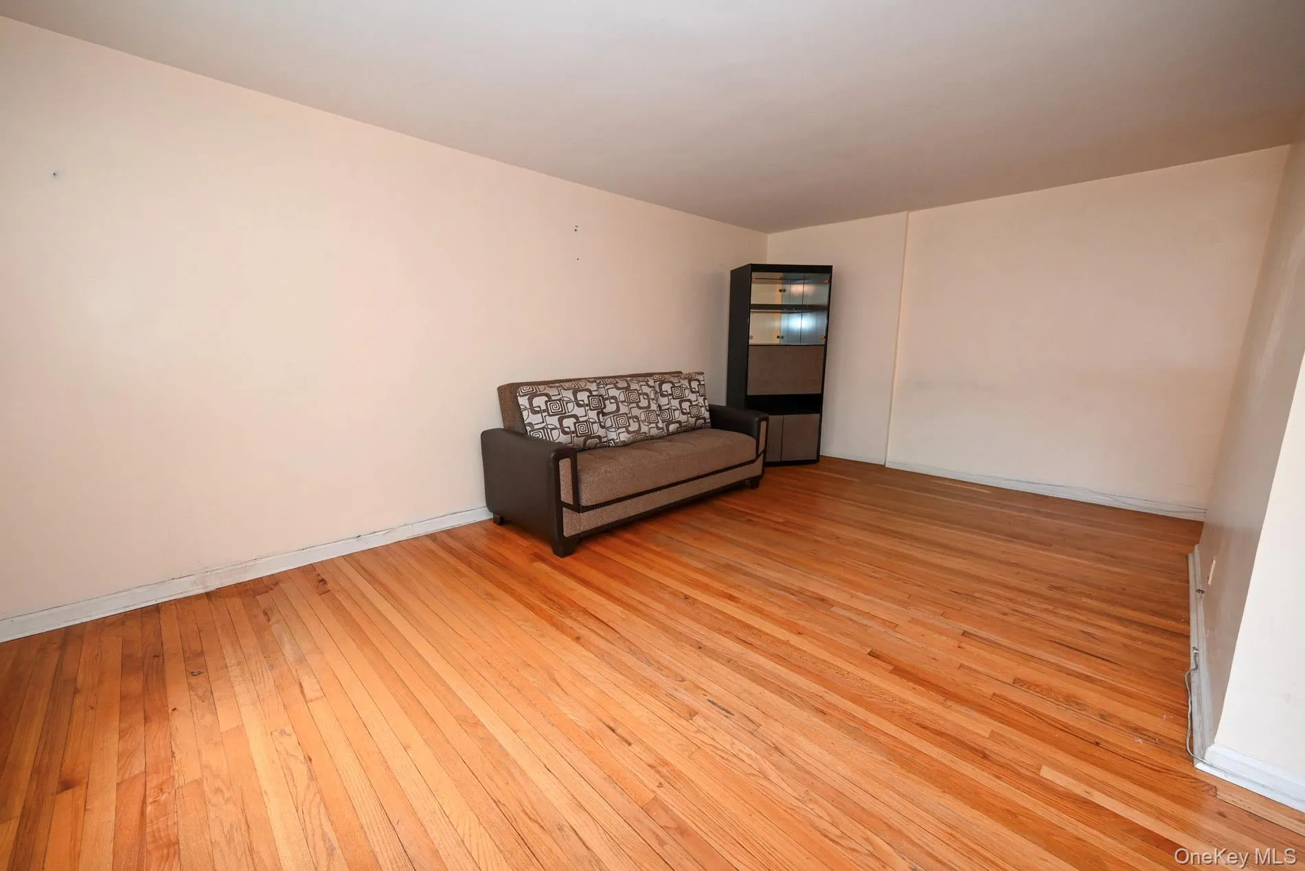 105-21 66th Avenue, New York, NY, 1 Bedroom Bedrooms, 3 Rooms Rooms,1 BathroomBathrooms,Residential,For Rent,66th,0,1008610 105-21 66th Avenue, New York, NY, 1 Bedroom Bedrooms, 3 Rooms Rooms,1 BathroomBathrooms,Residential,For Rent,66th,0,1008610