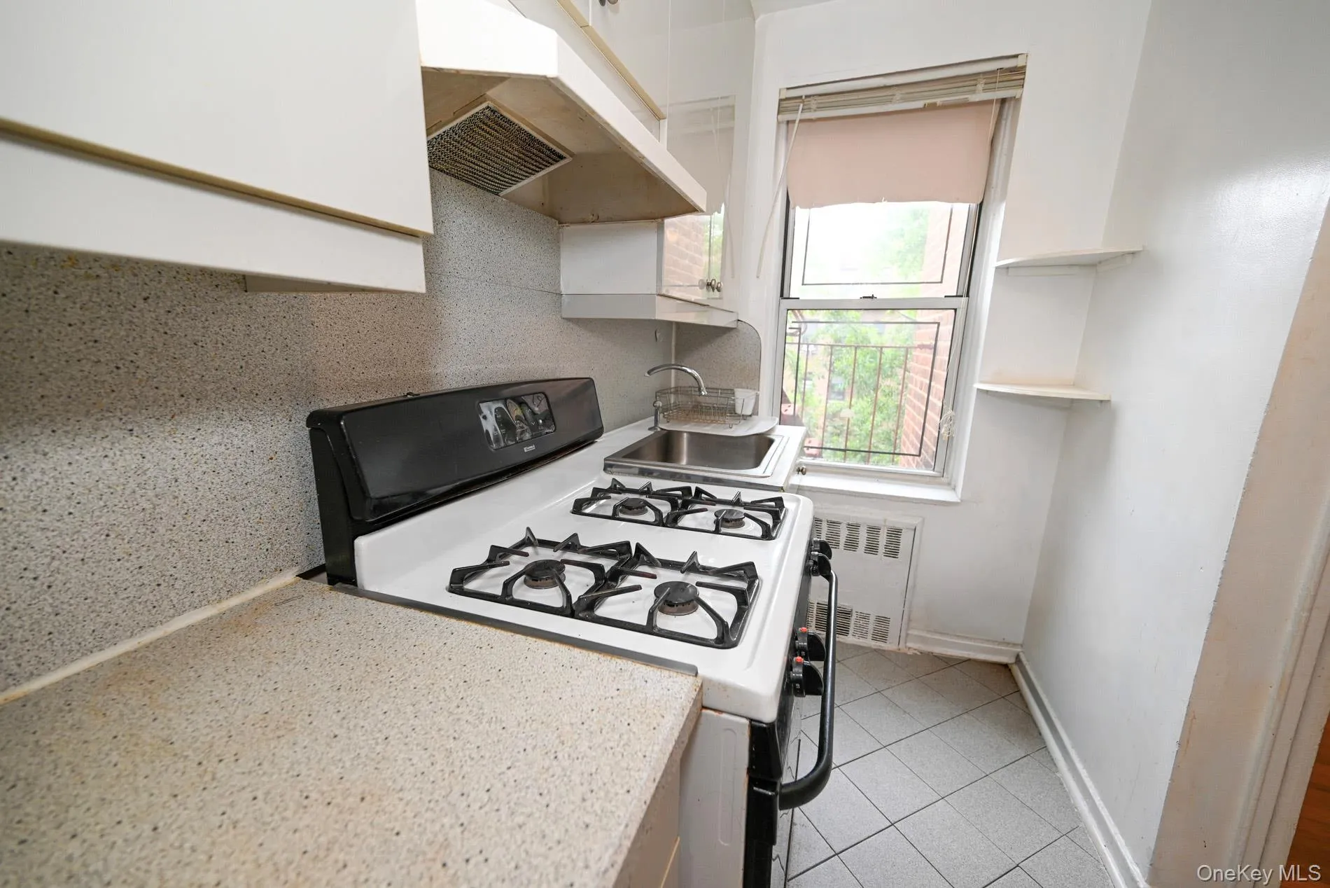 105-21 66th Avenue, New York, NY, 1 Bedroom Bedrooms, 3 Rooms Rooms,1 BathroomBathrooms,Residential,For Rent,66th,0,1008610 105-21 66th Avenue, New York, NY, 1 Bedroom Bedrooms, 3 Rooms Rooms,1 BathroomBathrooms,Residential,For Rent,66th,0,1008610
