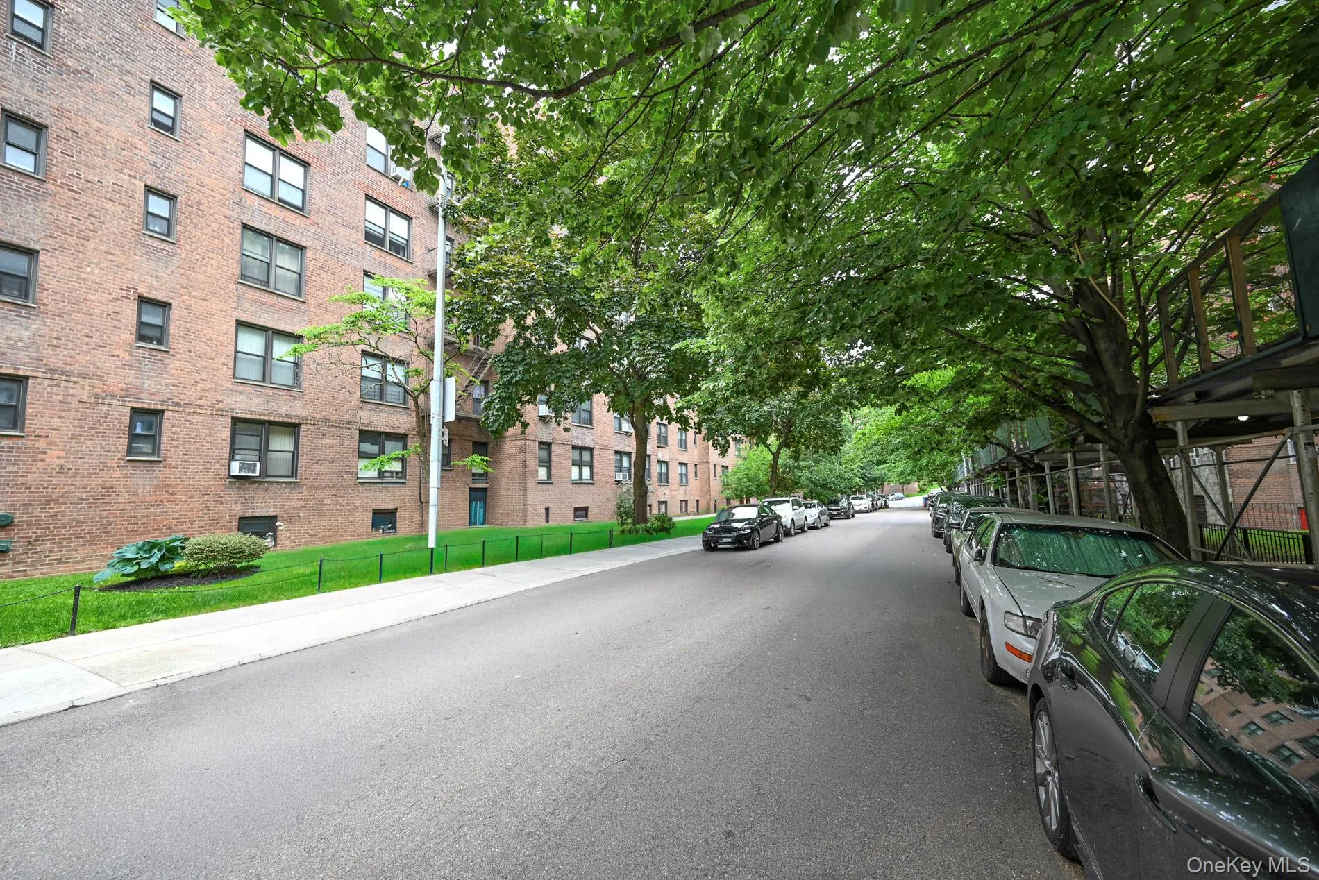 105-21 66th Avenue, New York, NY, 1 Bedroom Bedrooms, 3 Rooms Rooms,1 BathroomBathrooms,Residential,For Rent,66th,0,1008610 105-21 66th Avenue, New York, NY, 1 Bedroom Bedrooms, 3 Rooms Rooms,1 BathroomBathrooms,Residential,For Rent,66th,0,1008610