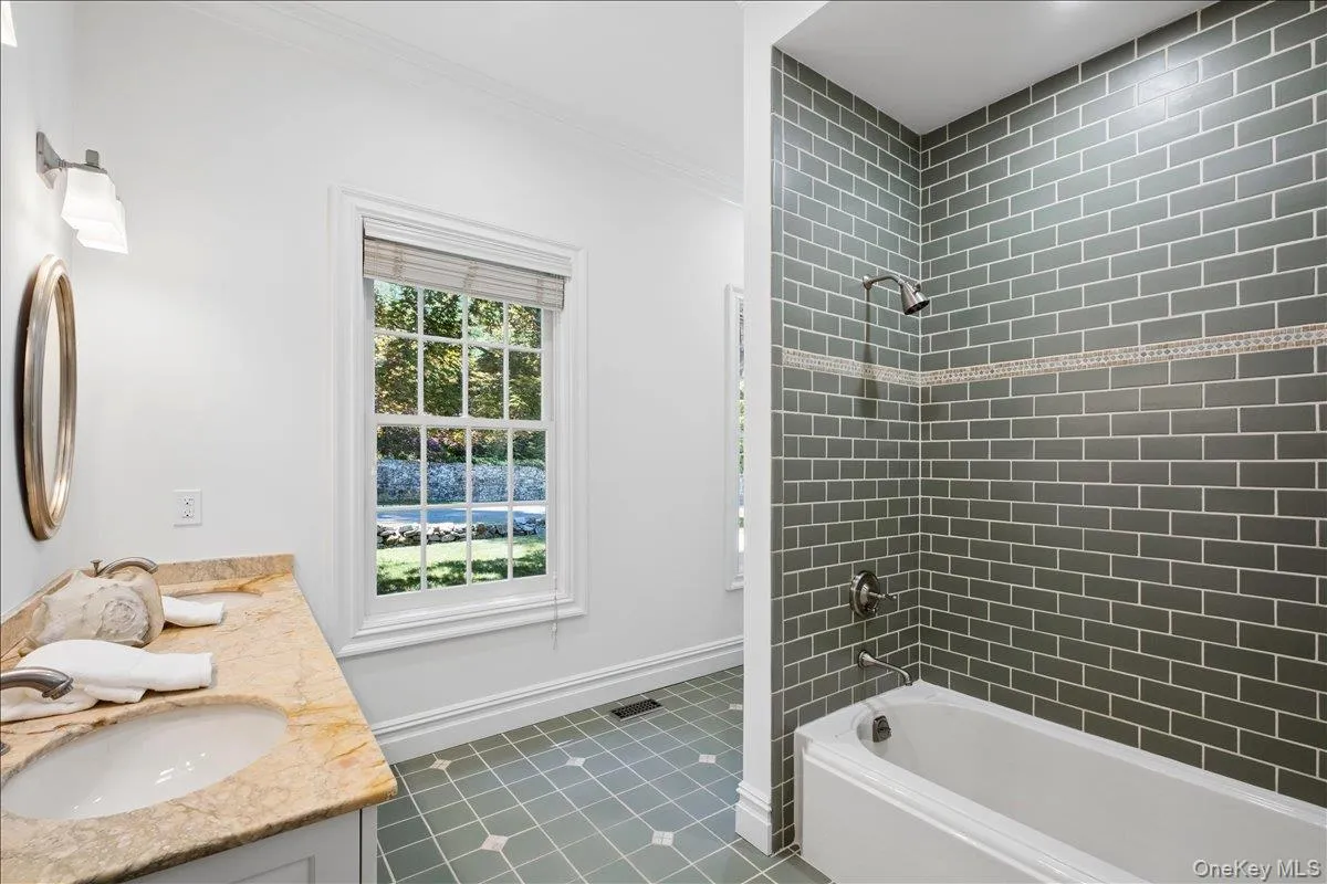 3 Oak Lane, Mamaroneck, NY, 7 Bedrooms Bedrooms, 12 Rooms Rooms,6 BathroomsBathrooms,Residential,For Rent,Oak,0,1008614 3 Oak Lane, Mamaroneck, NY, 7 Bedrooms Bedrooms, 12 Rooms Rooms,6 BathroomsBathrooms,Residential,For Rent,Oak,0,1008614