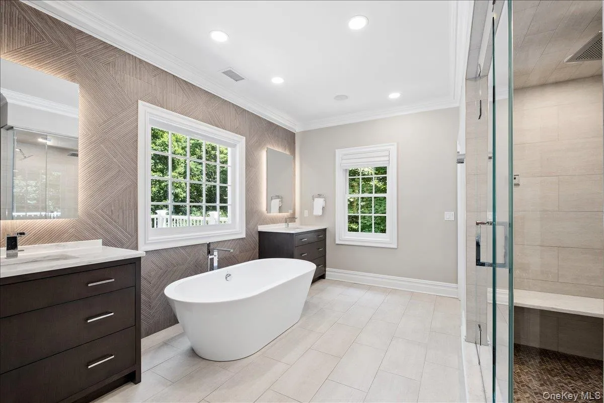 3 Oak Lane, Mamaroneck, NY, 7 Bedrooms Bedrooms, 12 Rooms Rooms,6 BathroomsBathrooms,Residential,For Rent,Oak,0,1008614 3 Oak Lane, Mamaroneck, NY, 7 Bedrooms Bedrooms, 12 Rooms Rooms,6 BathroomsBathrooms,Residential,For Rent,Oak,0,1008614