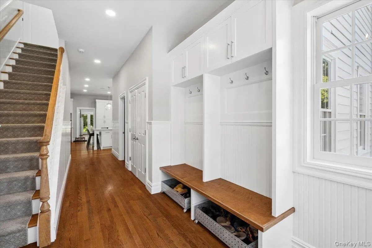 3 Oak Lane, Mamaroneck, NY, 7 Bedrooms Bedrooms, 12 Rooms Rooms,6 BathroomsBathrooms,Residential,For Rent,Oak,0,1008614 3 Oak Lane, Mamaroneck, NY, 7 Bedrooms Bedrooms, 12 Rooms Rooms,6 BathroomsBathrooms,Residential,For Rent,Oak,0,1008614