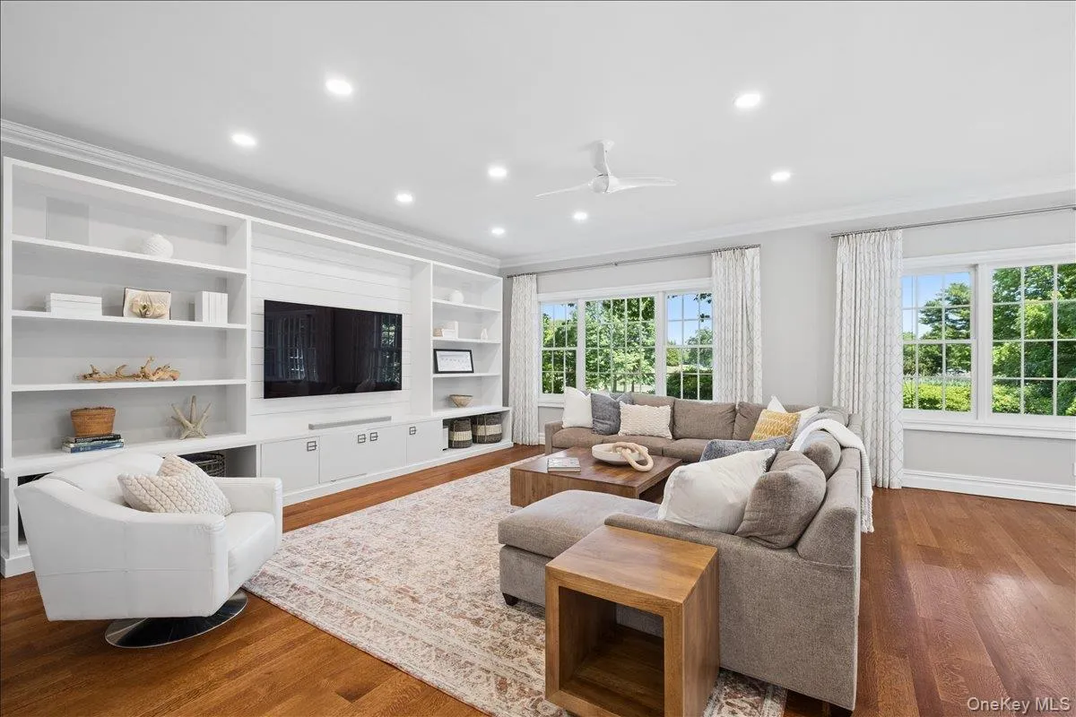 3 Oak Lane, Mamaroneck, NY, 7 Bedrooms Bedrooms, 12 Rooms Rooms,6 BathroomsBathrooms,Residential,For Rent,Oak,0,1008614 3 Oak Lane, Mamaroneck, NY, 7 Bedrooms Bedrooms, 12 Rooms Rooms,6 BathroomsBathrooms,Residential,For Rent,Oak,0,1008614