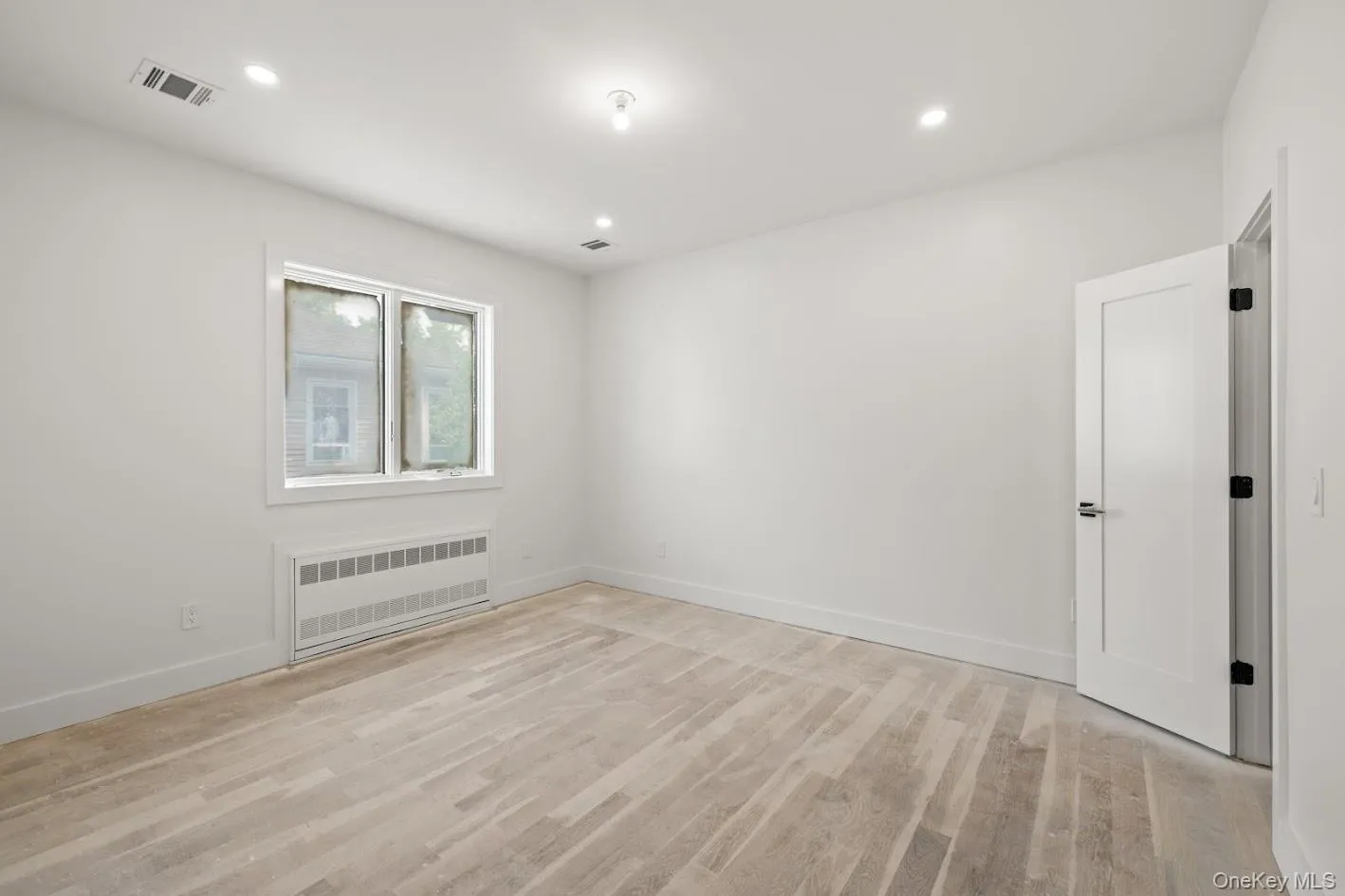 35 Prospect Street, Ramapo, NY, 7 Bedrooms Bedrooms, 13 Rooms Rooms,3 BathroomsBathrooms,Residential,For Rent,Prospect,0,1008620 35 Prospect Street, Ramapo, NY, 7 Bedrooms Bedrooms, 13 Rooms Rooms,3 BathroomsBathrooms,Residential,For Rent,Prospect,0,1008620