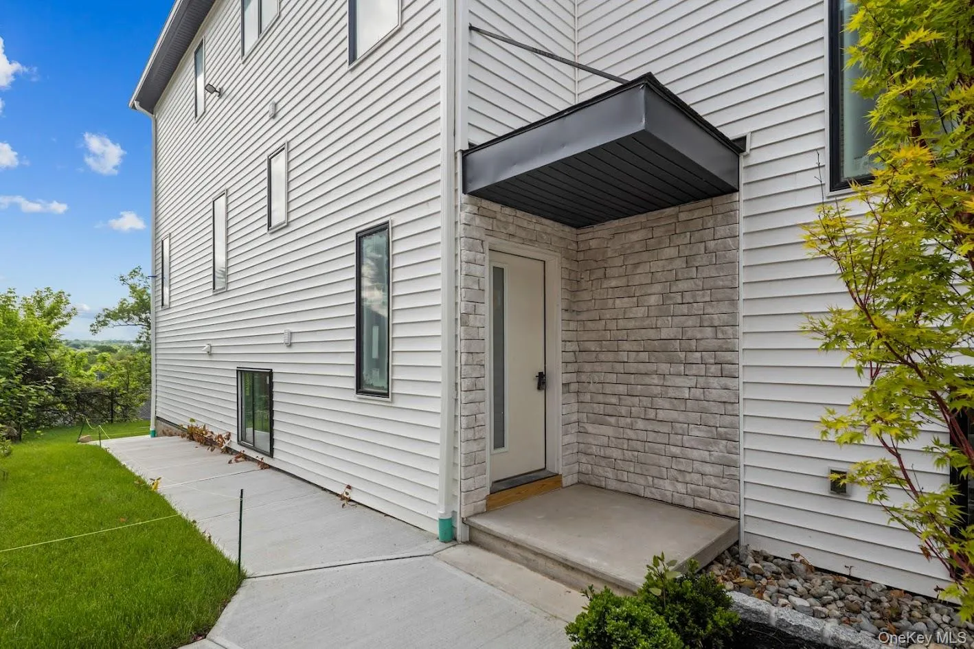 35 Prospect Street, Ramapo, NY, 7 Bedrooms Bedrooms, 13 Rooms Rooms,3 BathroomsBathrooms,Residential,For Rent,Prospect,0,1008620 35 Prospect Street, Ramapo, NY, 7 Bedrooms Bedrooms, 13 Rooms Rooms,3 BathroomsBathrooms,Residential,For Rent,Prospect,0,1008620