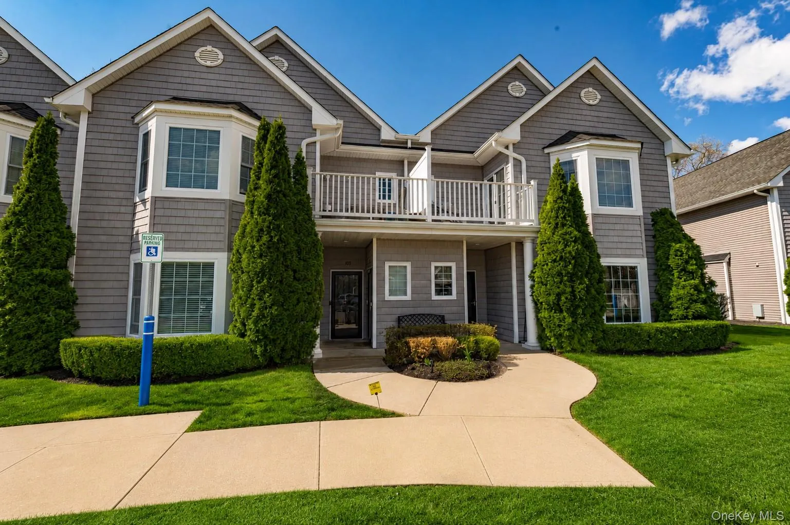 105 Okeefe Court, Islip, NY, 2 Bedrooms Bedrooms, 4 Rooms Rooms,2 BathroomsBathrooms,Residential,For Rent,Okeefe,0,1008621 105 Okeefe Court, Islip, NY, 2 Bedrooms Bedrooms, 4 Rooms Rooms,2 BathroomsBathrooms,Residential,For Rent,Okeefe,0,1008621