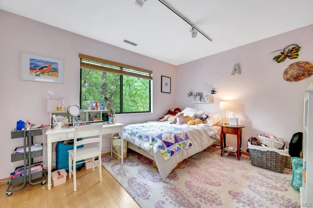 20 Waters Edge, New Castle, NY, 3 Bedrooms Bedrooms, 5 Rooms Rooms,2 BathroomsBathrooms,Residential,For Rent,Waters Edge,0,1008622 20 Waters Edge, New Castle, NY, 3 Bedrooms Bedrooms, 5 Rooms Rooms,2 BathroomsBathrooms,Residential,For Rent,Waters Edge,0,1008622