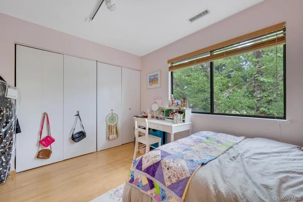 20 Waters Edge, New Castle, NY, 3 Bedrooms Bedrooms, 5 Rooms Rooms,2 BathroomsBathrooms,Residential,For Rent,Waters Edge,0,1008622 20 Waters Edge, New Castle, NY, 3 Bedrooms Bedrooms, 5 Rooms Rooms,2 BathroomsBathrooms,Residential,For Rent,Waters Edge,0,1008622