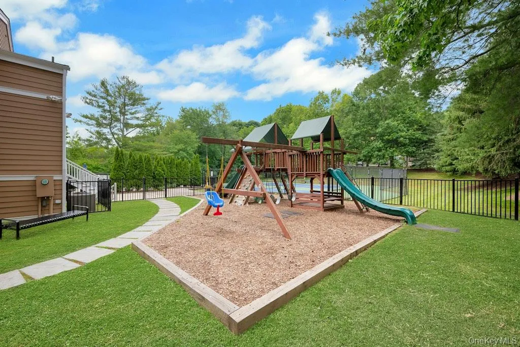 20 Waters Edge, New Castle, NY, 3 Bedrooms Bedrooms, 5 Rooms Rooms,2 BathroomsBathrooms,Residential,For Rent,Waters Edge,0,1008622 20 Waters Edge, New Castle, NY, 3 Bedrooms Bedrooms, 5 Rooms Rooms,2 BathroomsBathrooms,Residential,For Rent,Waters Edge,0,1008622