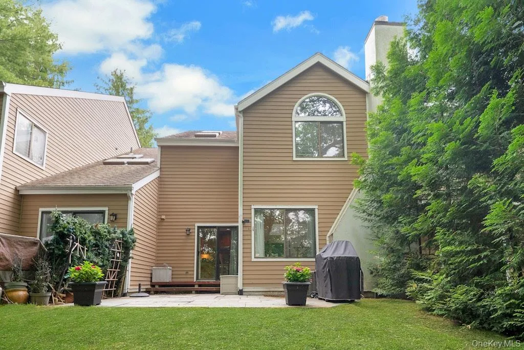 20 Waters Edge, New Castle, NY, 3 Bedrooms Bedrooms, 5 Rooms Rooms,2 BathroomsBathrooms,Residential,For Rent,Waters Edge,0,1008622 20 Waters Edge, New Castle, NY, 3 Bedrooms Bedrooms, 5 Rooms Rooms,2 BathroomsBathrooms,Residential,For Rent,Waters Edge,0,1008622