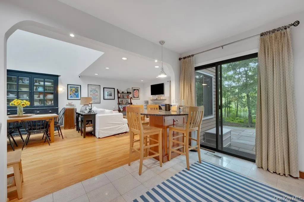 20 Waters Edge, New Castle, NY, 3 Bedrooms Bedrooms, 5 Rooms Rooms,2 BathroomsBathrooms,Residential,For Rent,Waters Edge,0,1008622 20 Waters Edge, New Castle, NY, 3 Bedrooms Bedrooms, 5 Rooms Rooms,2 BathroomsBathrooms,Residential,For Rent,Waters Edge,0,1008622