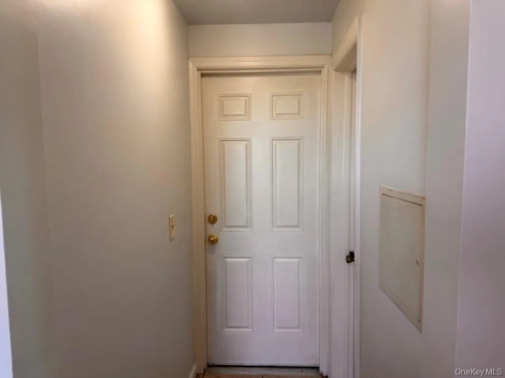97 Waverly Street, Yonkers, NY, 1 Bedroom Bedrooms, 4 Rooms Rooms,1 BathroomBathrooms,Residential Lease,For Rent,Waverly,0,1008624 97 Waverly Street, Yonkers, NY, 1 Bedroom Bedrooms, 4 Rooms Rooms,1 BathroomBathrooms,Residential Lease,For Rent,Waverly,0,1008624