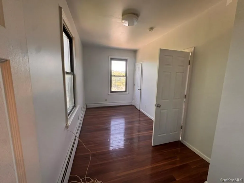 97 Waverly Street, Yonkers, NY, 1 Bedroom Bedrooms, 4 Rooms Rooms,1 BathroomBathrooms,Residential Lease,For Rent,Waverly,0,1008624 97 Waverly Street, Yonkers, NY, 1 Bedroom Bedrooms, 4 Rooms Rooms,1 BathroomBathrooms,Residential Lease,For Rent,Waverly,0,1008624