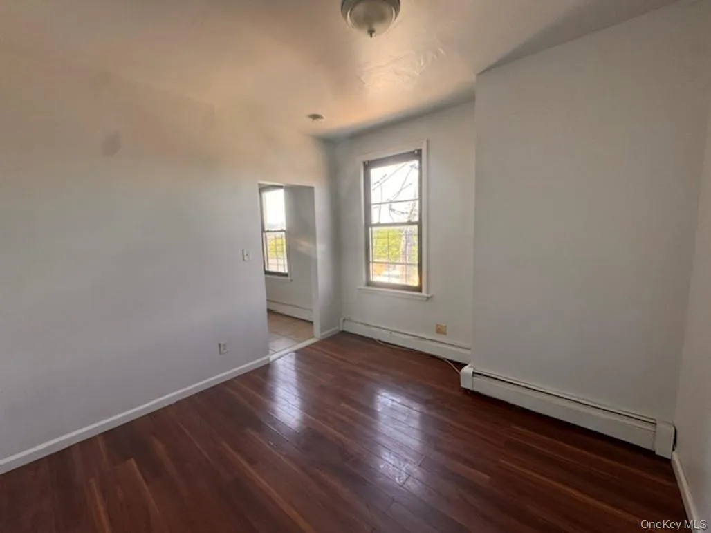 97 Waverly Street, Yonkers, NY, 1 Bedroom Bedrooms, 4 Rooms Rooms,1 BathroomBathrooms,Residential Lease,For Rent,Waverly,0,1008624 97 Waverly Street, Yonkers, NY, 1 Bedroom Bedrooms, 4 Rooms Rooms,1 BathroomBathrooms,Residential Lease,For Rent,Waverly,0,1008624
