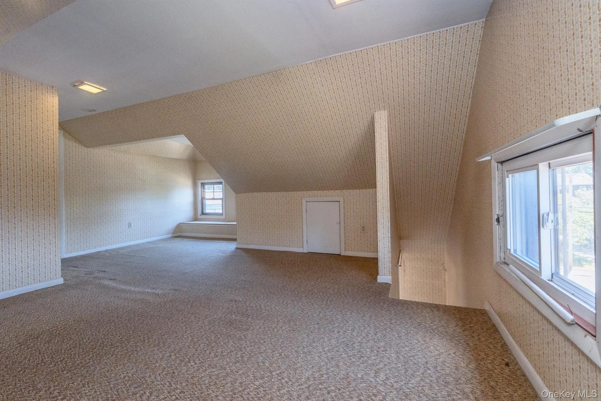 165 Clifton Avenue, Kingston, NY, 3 Bedrooms Bedrooms, 6 Rooms Rooms,1 BathroomBathrooms,Residential,For Rent,Clifton,0,1008626 165 Clifton Avenue, Kingston, NY, 3 Bedrooms Bedrooms, 6 Rooms Rooms,1 BathroomBathrooms,Residential,For Rent,Clifton,0,1008626