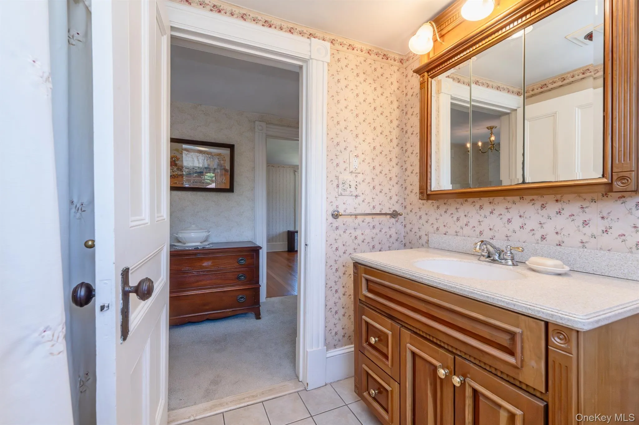 165 Clifton Avenue, Kingston, NY, 3 Bedrooms Bedrooms, 6 Rooms Rooms,1 BathroomBathrooms,Residential,For Rent,Clifton,0,1008626 165 Clifton Avenue, Kingston, NY, 3 Bedrooms Bedrooms, 6 Rooms Rooms,1 BathroomBathrooms,Residential,For Rent,Clifton,0,1008626