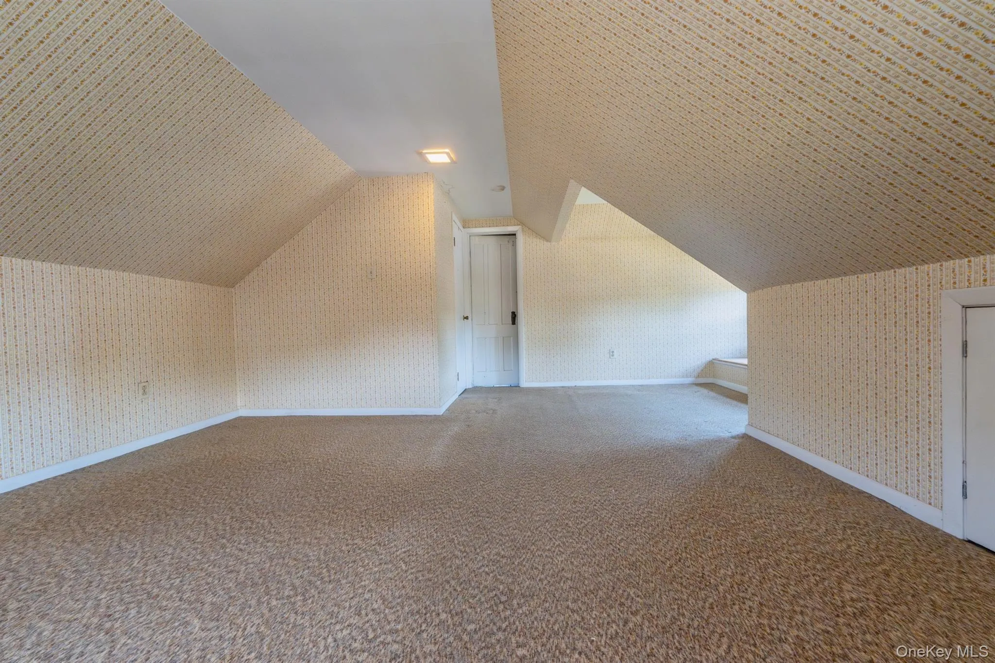 165 Clifton Avenue, Kingston, NY, 3 Bedrooms Bedrooms, 6 Rooms Rooms,1 BathroomBathrooms,Residential,For Rent,Clifton,0,1008626 165 Clifton Avenue, Kingston, NY, 3 Bedrooms Bedrooms, 6 Rooms Rooms,1 BathroomBathrooms,Residential,For Rent,Clifton,0,1008626