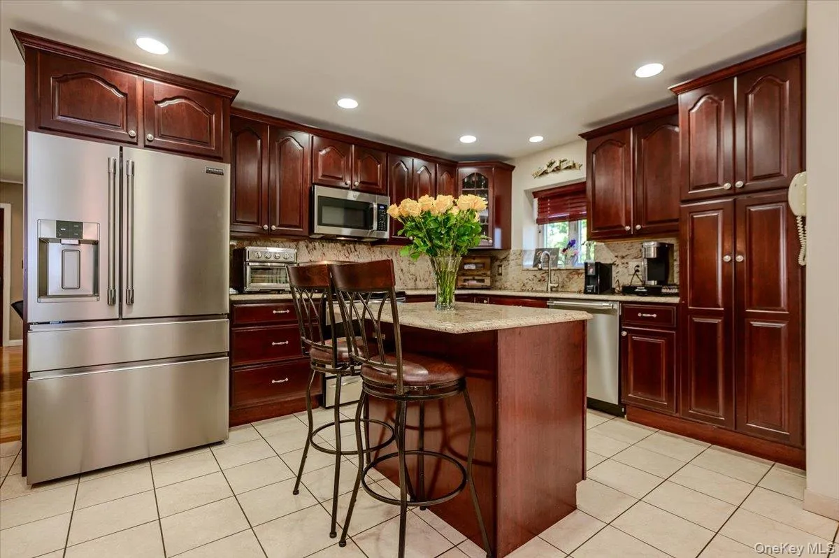 185 Jefferson Avenue, Mount Pleasant, NY, 4 Bedrooms Bedrooms, 10 Rooms Rooms,3 BathroomsBathrooms,Residential,For Rent,Jefferson,0,1008632 185 Jefferson Avenue, Mount Pleasant, NY, 4 Bedrooms Bedrooms, 10 Rooms Rooms,3 BathroomsBathrooms,Residential,For Rent,Jefferson,0,1008632