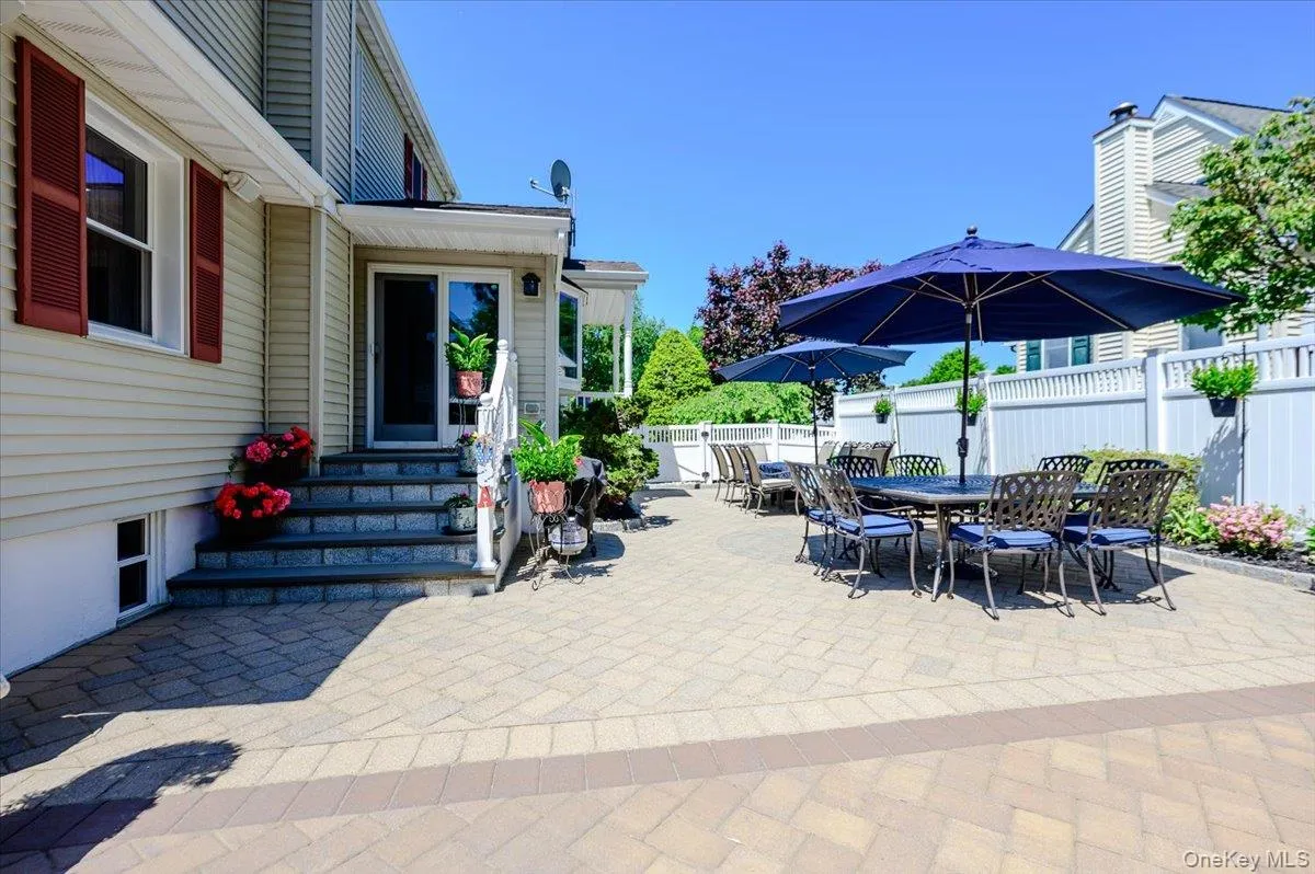 185 Jefferson Avenue, Mount Pleasant, NY, 4 Bedrooms Bedrooms, 10 Rooms Rooms,3 BathroomsBathrooms,Residential,For Rent,Jefferson,0,1008632 185 Jefferson Avenue, Mount Pleasant, NY, 4 Bedrooms Bedrooms, 10 Rooms Rooms,3 BathroomsBathrooms,Residential,For Rent,Jefferson,0,1008632