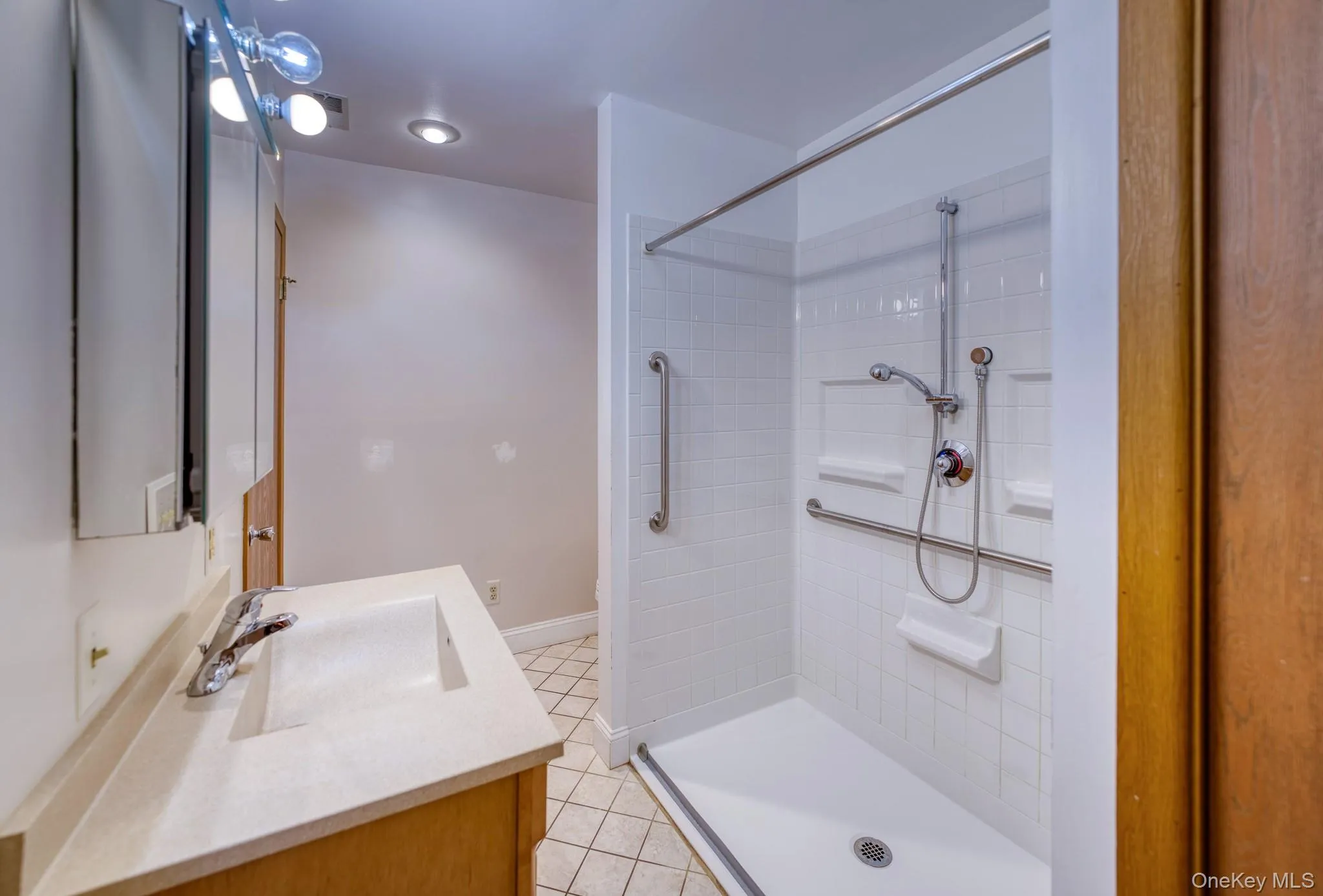 107 Quail Drive, Ulster, NY, 2 Bedrooms Bedrooms, 5 Rooms Rooms,1 BathroomBathrooms,Residential,For Rent,Quail,0,1008634 107 Quail Drive, Ulster, NY, 2 Bedrooms Bedrooms, 5 Rooms Rooms,1 BathroomBathrooms,Residential,For Rent,Quail,0,1008634