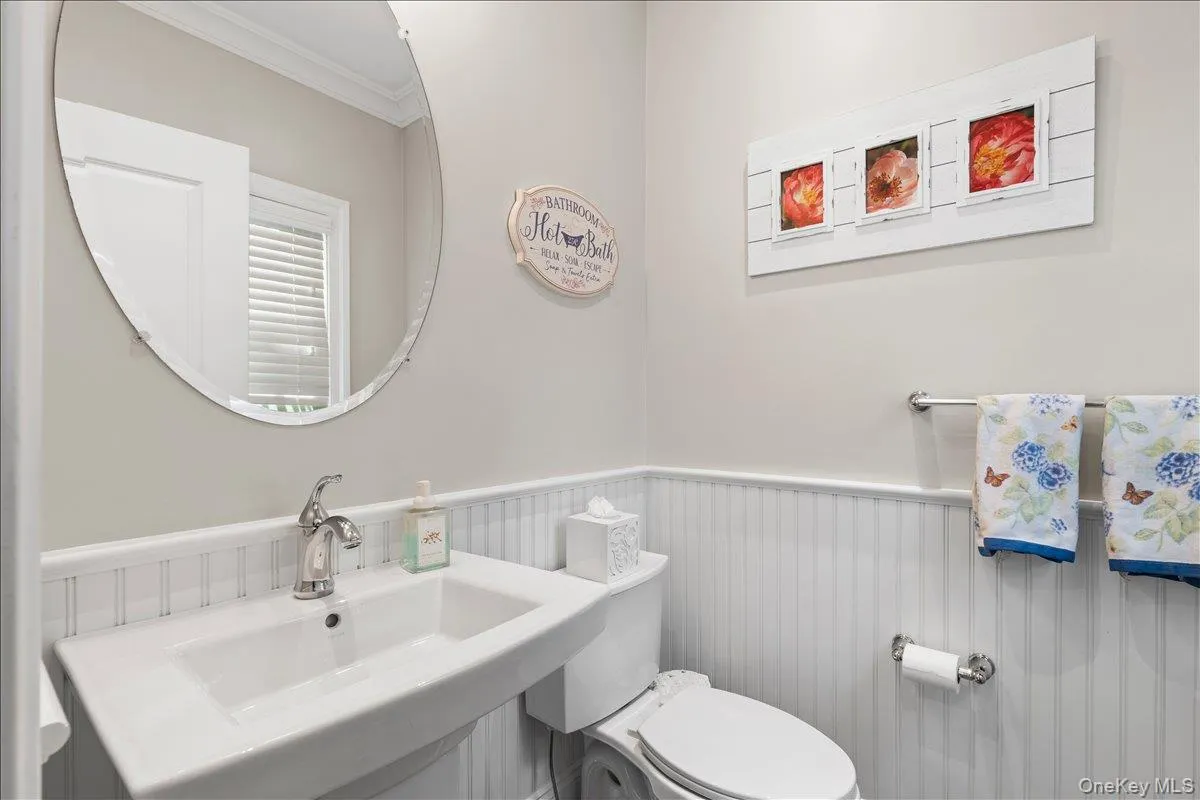 77 Lakeview Avenue, Harrison, NY, 4 Bedrooms Bedrooms, 10 Rooms Rooms,3 BathroomsBathrooms,Residential Lease,For Rent,Lakeview,0,KEY1008638 77 Lakeview Avenue, Harrison, NY, 4 Bedrooms Bedrooms, 10 Rooms Rooms,3 BathroomsBathrooms,Residential Lease,For Rent,Lakeview,0,KEY1008638
