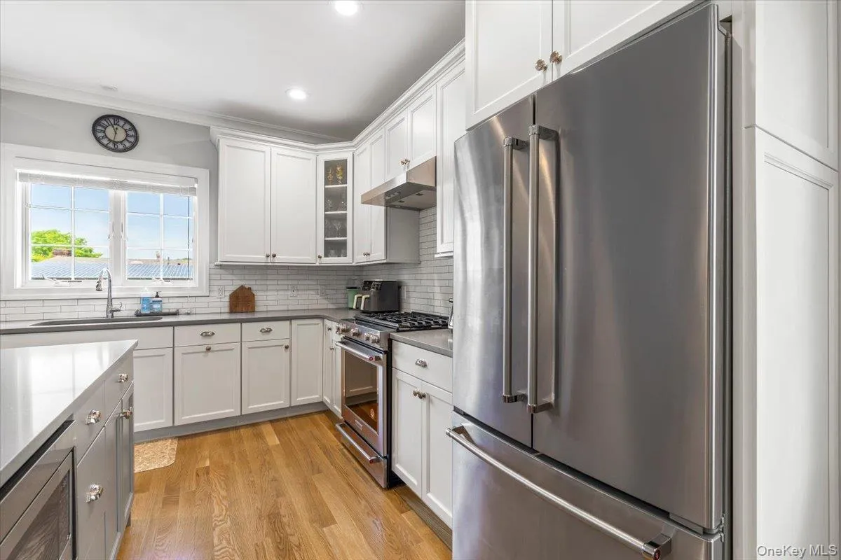 77 Lakeview Avenue, Harrison, NY, 4 Bedrooms Bedrooms, 10 Rooms Rooms,3 BathroomsBathrooms,Residential Lease,For Rent,Lakeview,0,KEY1008638 77 Lakeview Avenue, Harrison, NY, 4 Bedrooms Bedrooms, 10 Rooms Rooms,3 BathroomsBathrooms,Residential Lease,For Rent,Lakeview,0,KEY1008638
