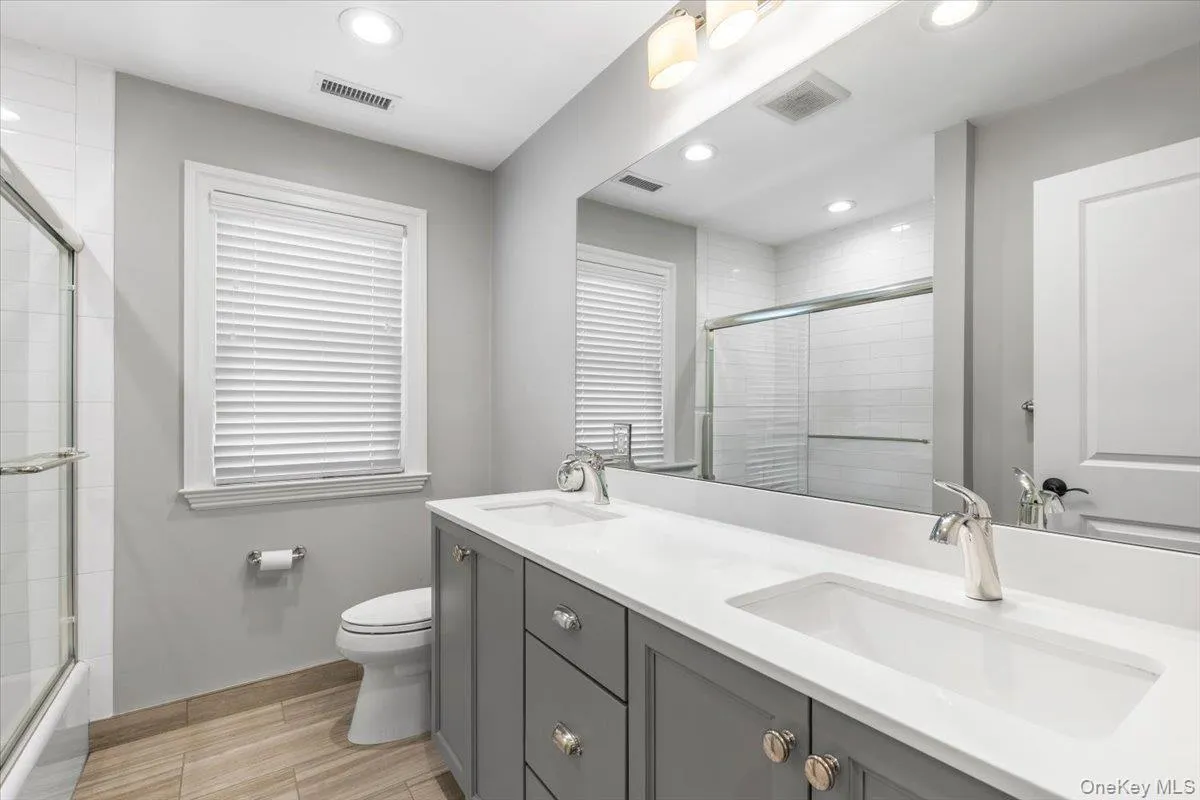 77 Lakeview Avenue, Harrison, NY, 4 Bedrooms Bedrooms, 10 Rooms Rooms,3 BathroomsBathrooms,Residential Lease,For Rent,Lakeview,0,KEY1008638 77 Lakeview Avenue, Harrison, NY, 4 Bedrooms Bedrooms, 10 Rooms Rooms,3 BathroomsBathrooms,Residential Lease,For Rent,Lakeview,0,KEY1008638