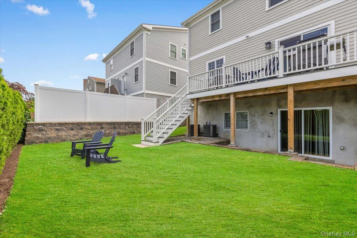 77 Lakeview Avenue, Harrison, NY, 4 Bedrooms Bedrooms, 10 Rooms Rooms,3 BathroomsBathrooms,Residential Lease,For Rent,Lakeview,0,KEY1008638 77 Lakeview Avenue, Harrison, NY, 4 Bedrooms Bedrooms, 10 Rooms Rooms,3 BathroomsBathrooms,Residential Lease,For Rent,Lakeview,0,KEY1008638