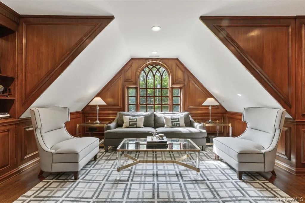 8 Boxwood Lane, Harrison, NY, 5 Bedrooms Bedrooms, 14 Rooms Rooms,5 BathroomsBathrooms,Residential,For Rent,Boxwood,0,1008639 8 Boxwood Lane, Harrison, NY, 5 Bedrooms Bedrooms, 14 Rooms Rooms,5 BathroomsBathrooms,Residential,For Rent,Boxwood,0,1008639