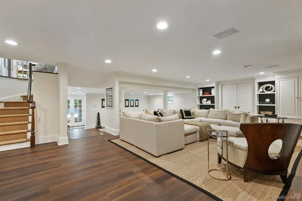 8 Boxwood Lane, Harrison, NY, 5 Bedrooms Bedrooms, 14 Rooms Rooms,5 BathroomsBathrooms,Residential,For Rent,Boxwood,0,1008639 8 Boxwood Lane, Harrison, NY, 5 Bedrooms Bedrooms, 14 Rooms Rooms,5 BathroomsBathrooms,Residential,For Rent,Boxwood,0,1008639