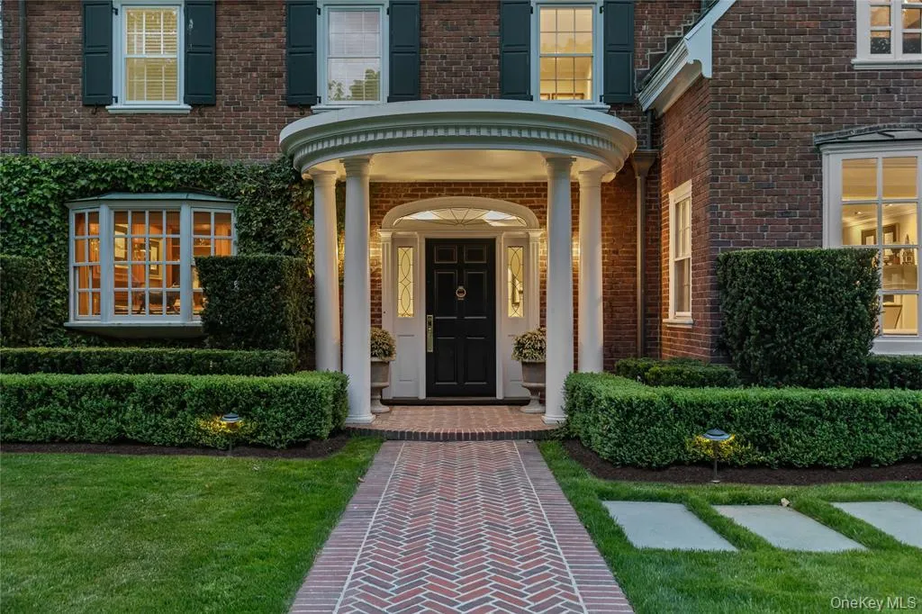 8 Boxwood Lane, Harrison, NY, 5 Bedrooms Bedrooms, 14 Rooms Rooms,5 BathroomsBathrooms,Residential,For Rent,Boxwood,0,1008639 8 Boxwood Lane, Harrison, NY, 5 Bedrooms Bedrooms, 14 Rooms Rooms,5 BathroomsBathrooms,Residential,For Rent,Boxwood,0,1008639