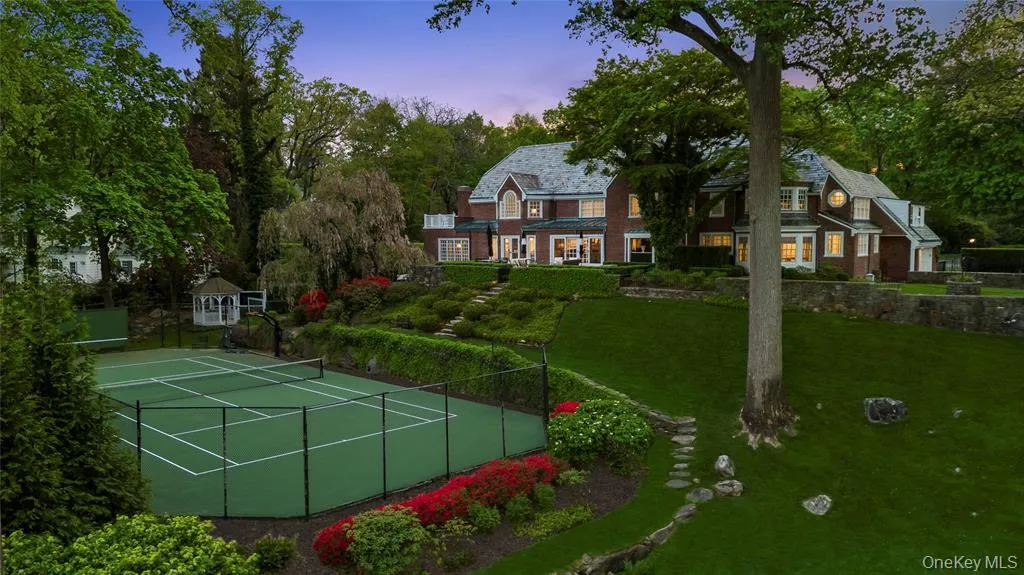 8 Boxwood Lane, Harrison, NY, 5 Bedrooms Bedrooms, 14 Rooms Rooms,5 BathroomsBathrooms,Residential,For Rent,Boxwood,0,1008639 8 Boxwood Lane, Harrison, NY, 5 Bedrooms Bedrooms, 14 Rooms Rooms,5 BathroomsBathrooms,Residential,For Rent,Boxwood,0,1008639