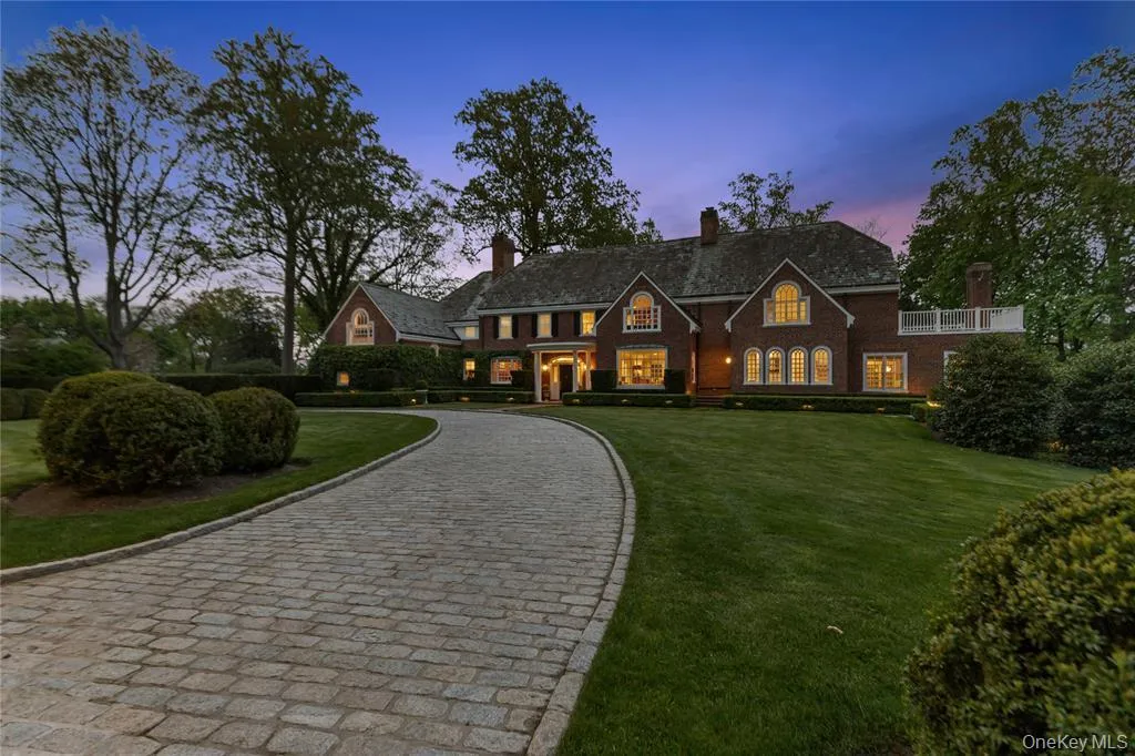 8 Boxwood Lane, Harrison, NY, 5 Bedrooms Bedrooms, 14 Rooms Rooms,5 BathroomsBathrooms,Residential,For Rent,Boxwood,0,1008639 8 Boxwood Lane, Harrison, NY, 5 Bedrooms Bedrooms, 14 Rooms Rooms,5 BathroomsBathrooms,Residential,For Rent,Boxwood,0,1008639