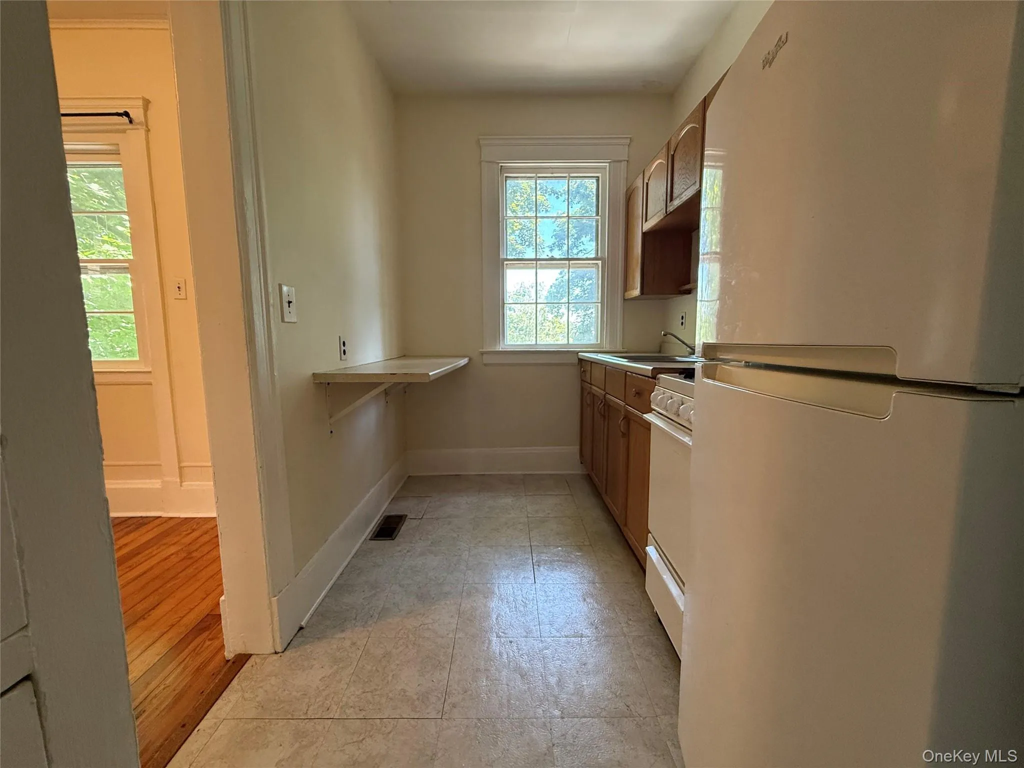 103 Broadway, Orangetown, NY, 1 Bedroom Bedrooms, 3 Rooms Rooms,1 BathroomBathrooms,Residential Lease,For Rent,Broadway,0,1008640 103 Broadway, Orangetown, NY, 1 Bedroom Bedrooms, 3 Rooms Rooms,1 BathroomBathrooms,Residential Lease,For Rent,Broadway,0,1008640